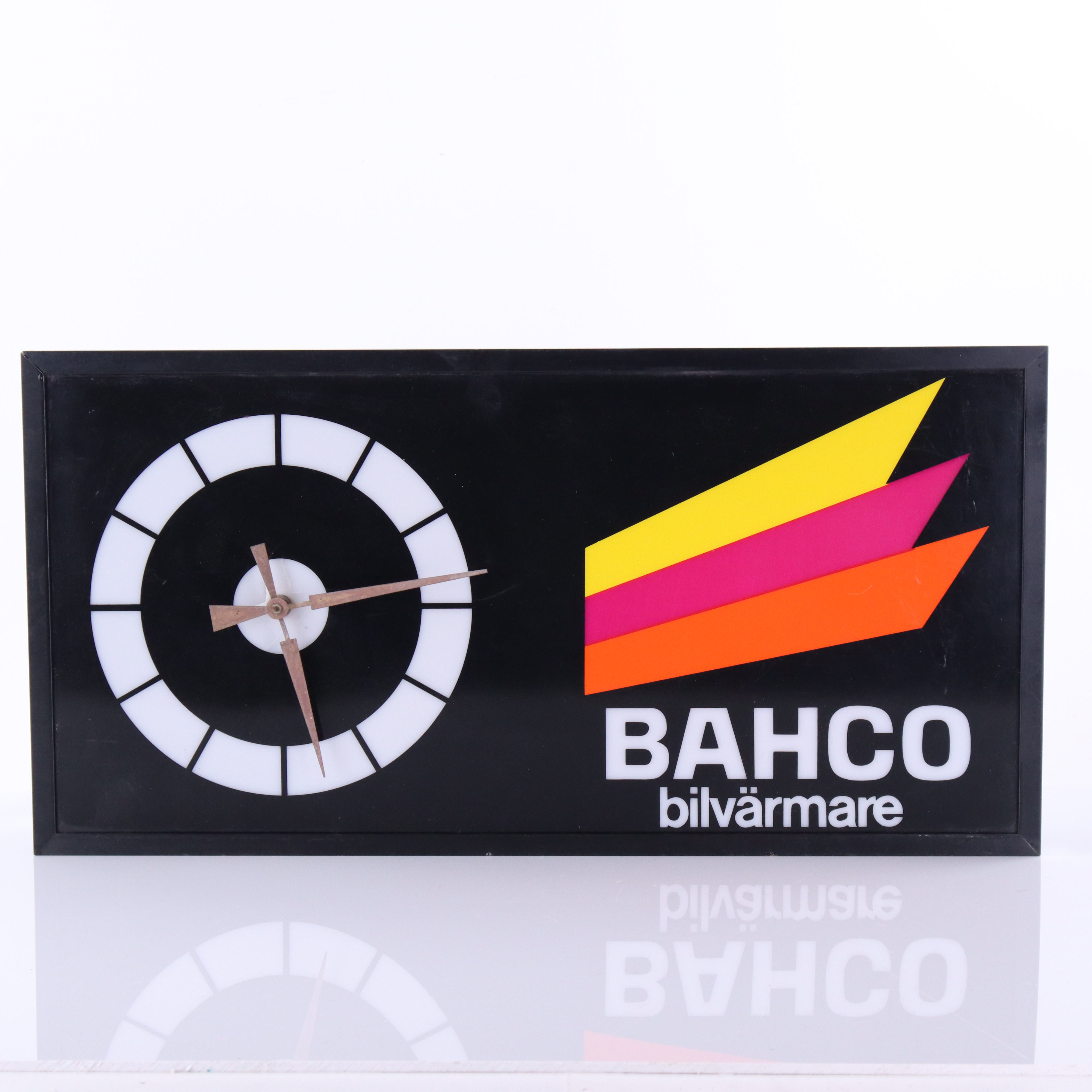 BACHO - Bilvärmare, ljusskylt med ur, 1970/80-tal.