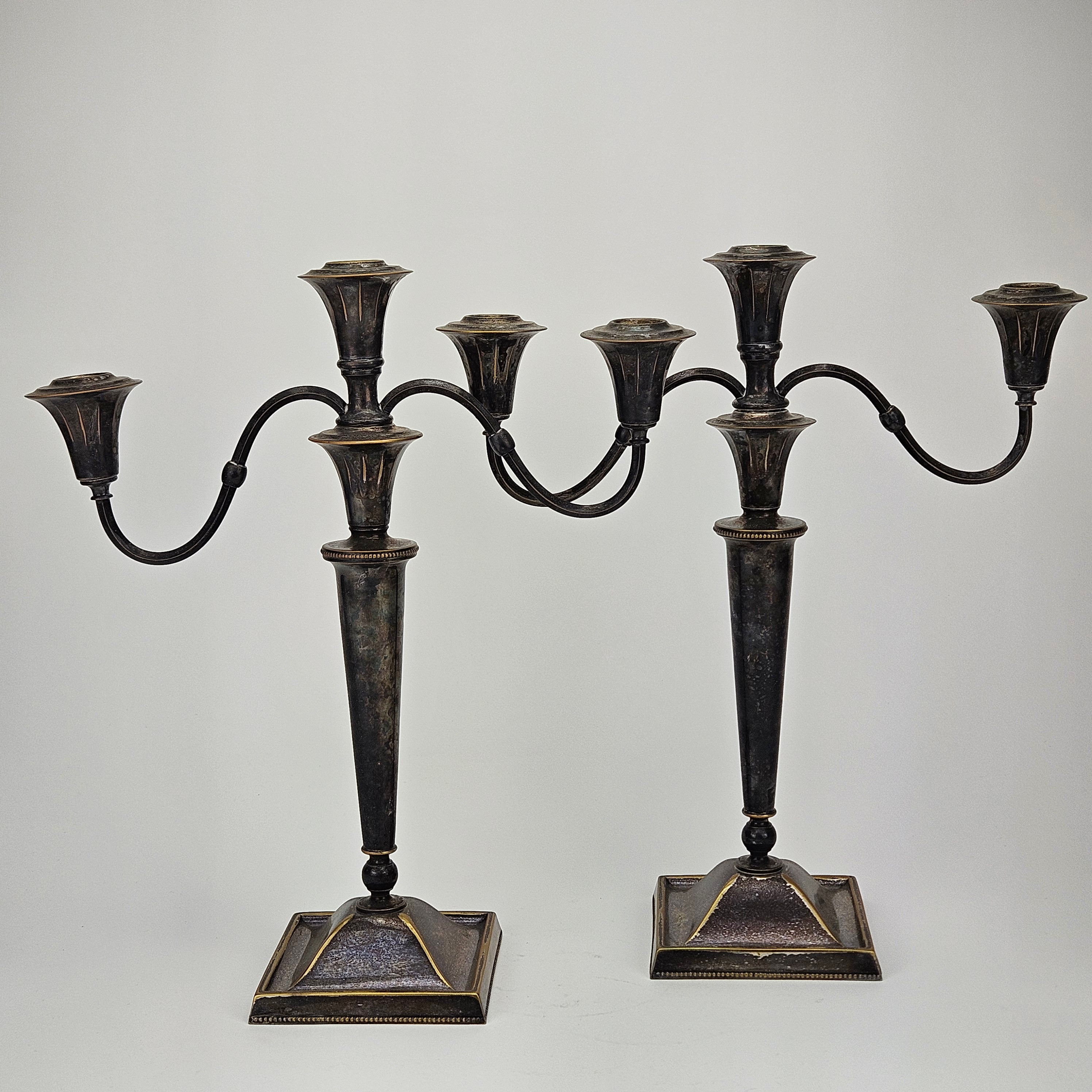 KANDELABRAR, för 3 ljus, nysilver, 1900-talets första hälft.