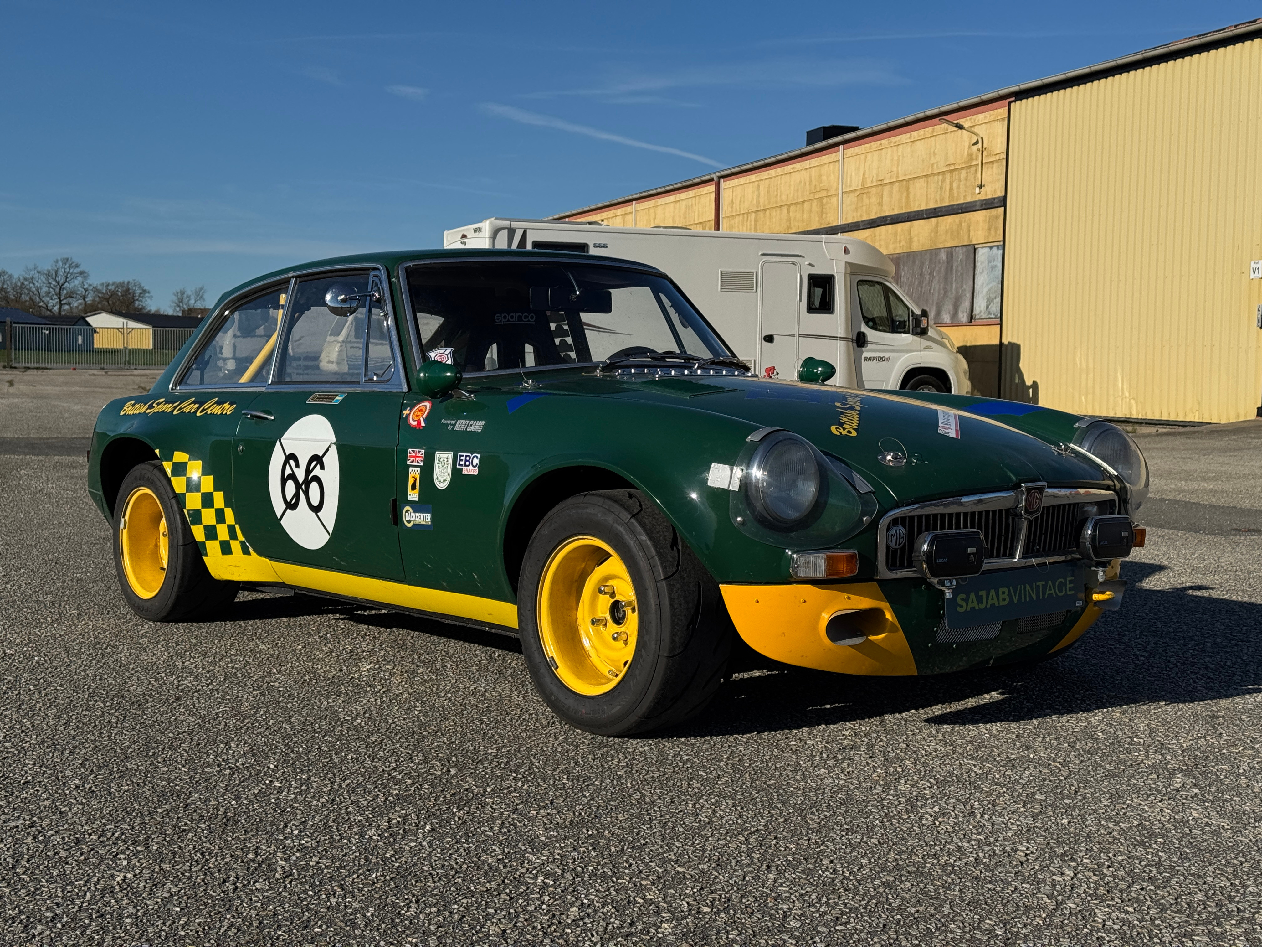 BMC 1800 MGB GRAN TOUR, 1966, England.