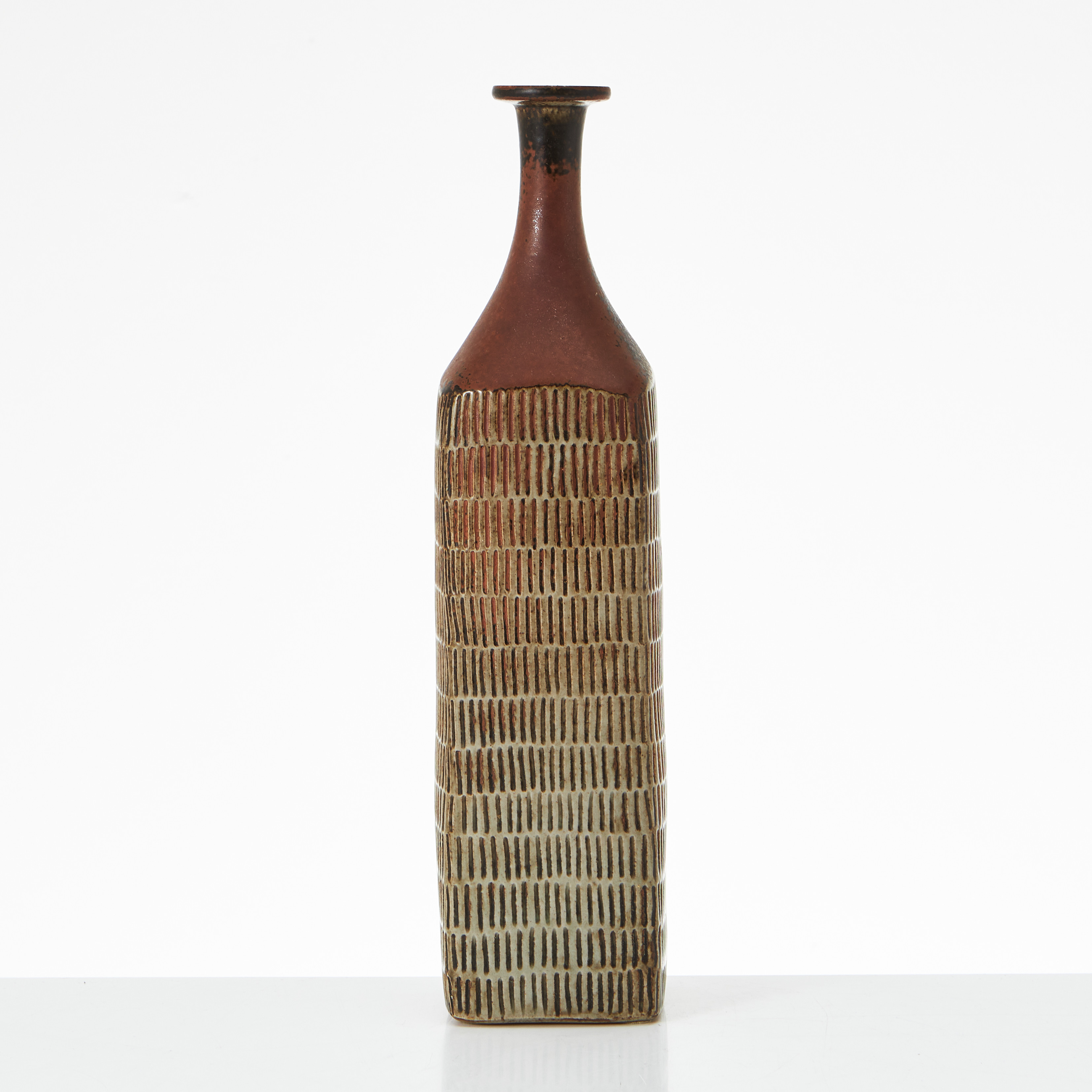 STIG LINDBERG. (Sverige, 1916–1982). Vas, stengods, 1965, signerad, Gustavsbergs Studio.
