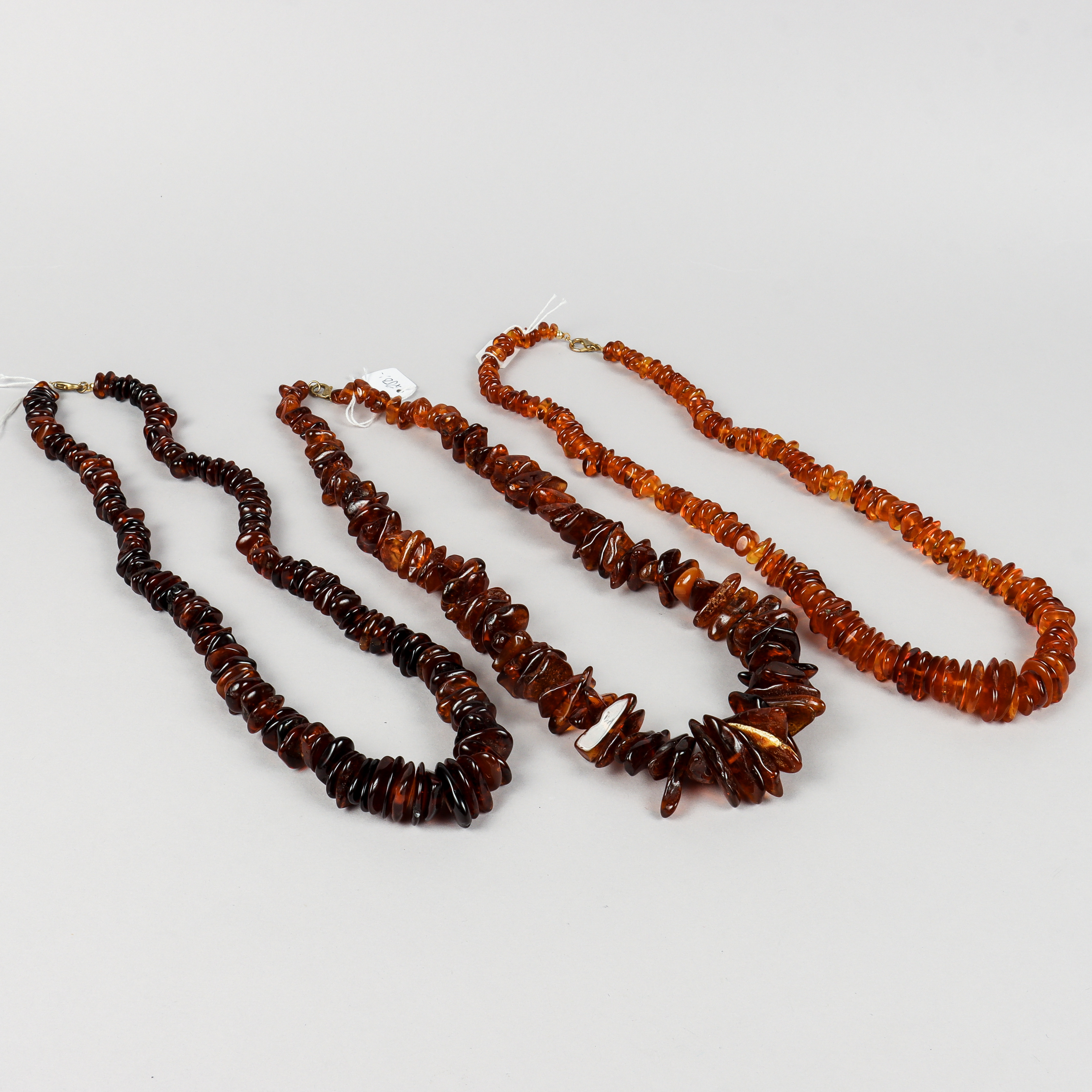 COLLIER 3 stycken, bärnsten.