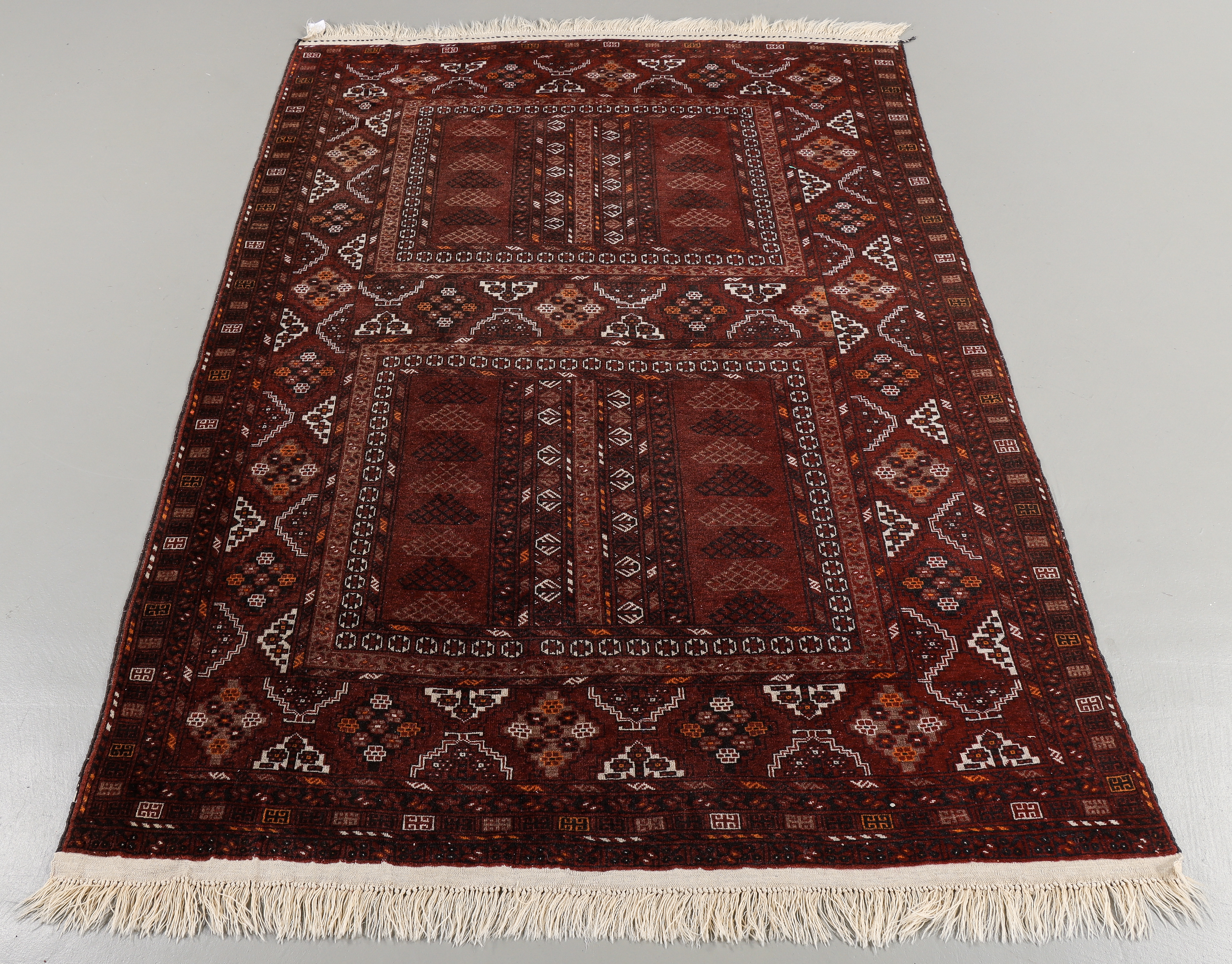 MATTA Hatchlou Afghan, 248x155 cm.