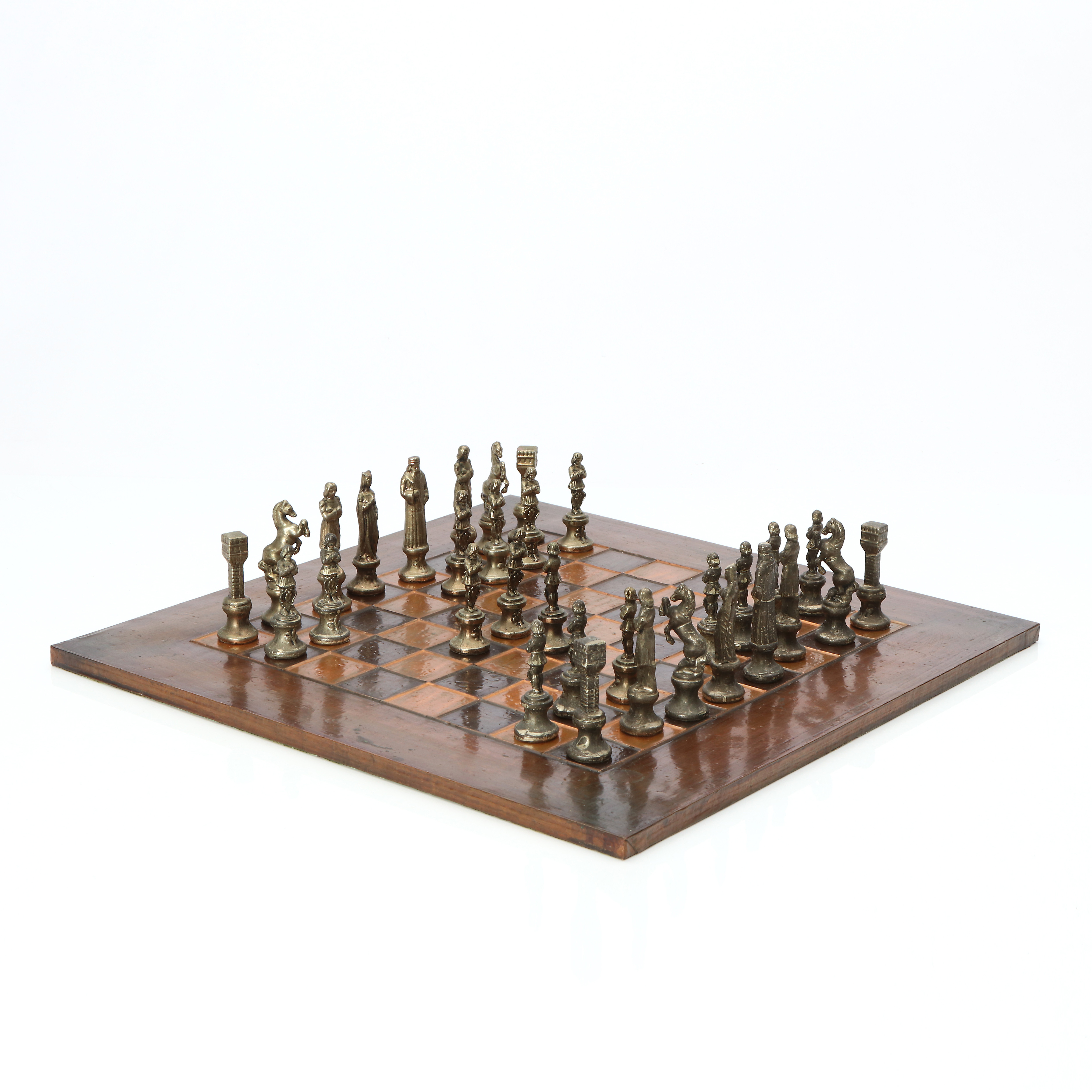 SCHACKSPEL. Koppar samt gjutmetall. 1900-tal.
