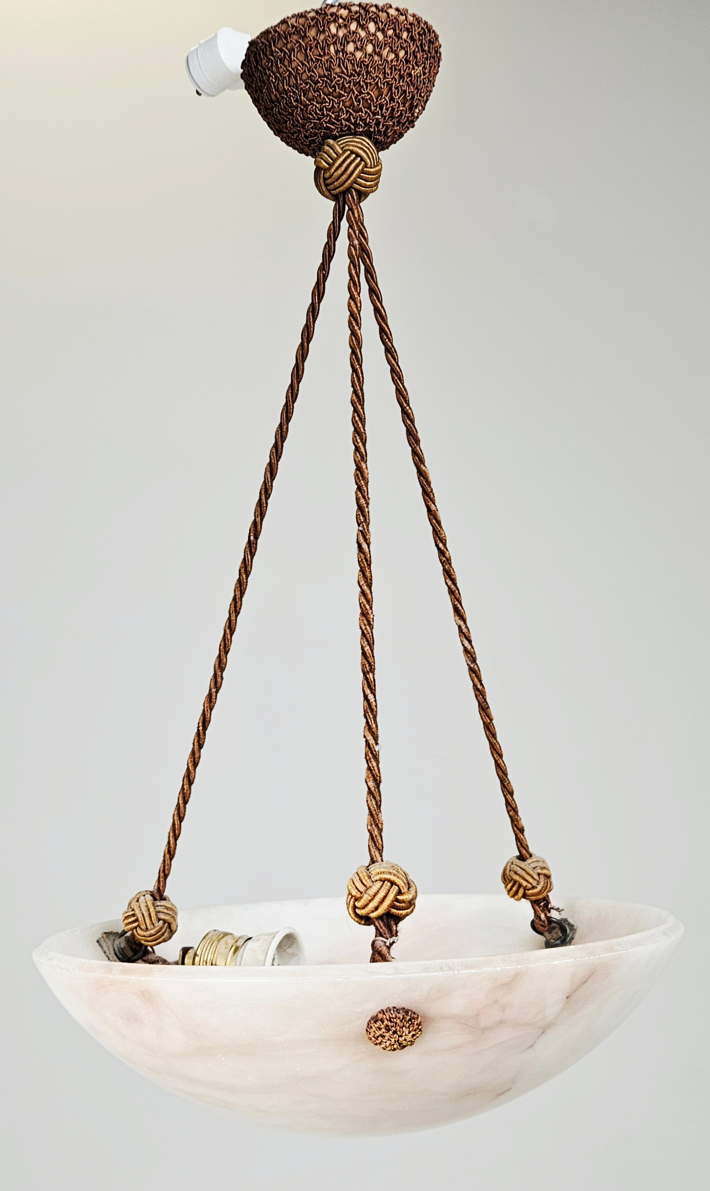 PLAFOND, alabaster, 1910/20-tal, höjd ca. 58 cm.