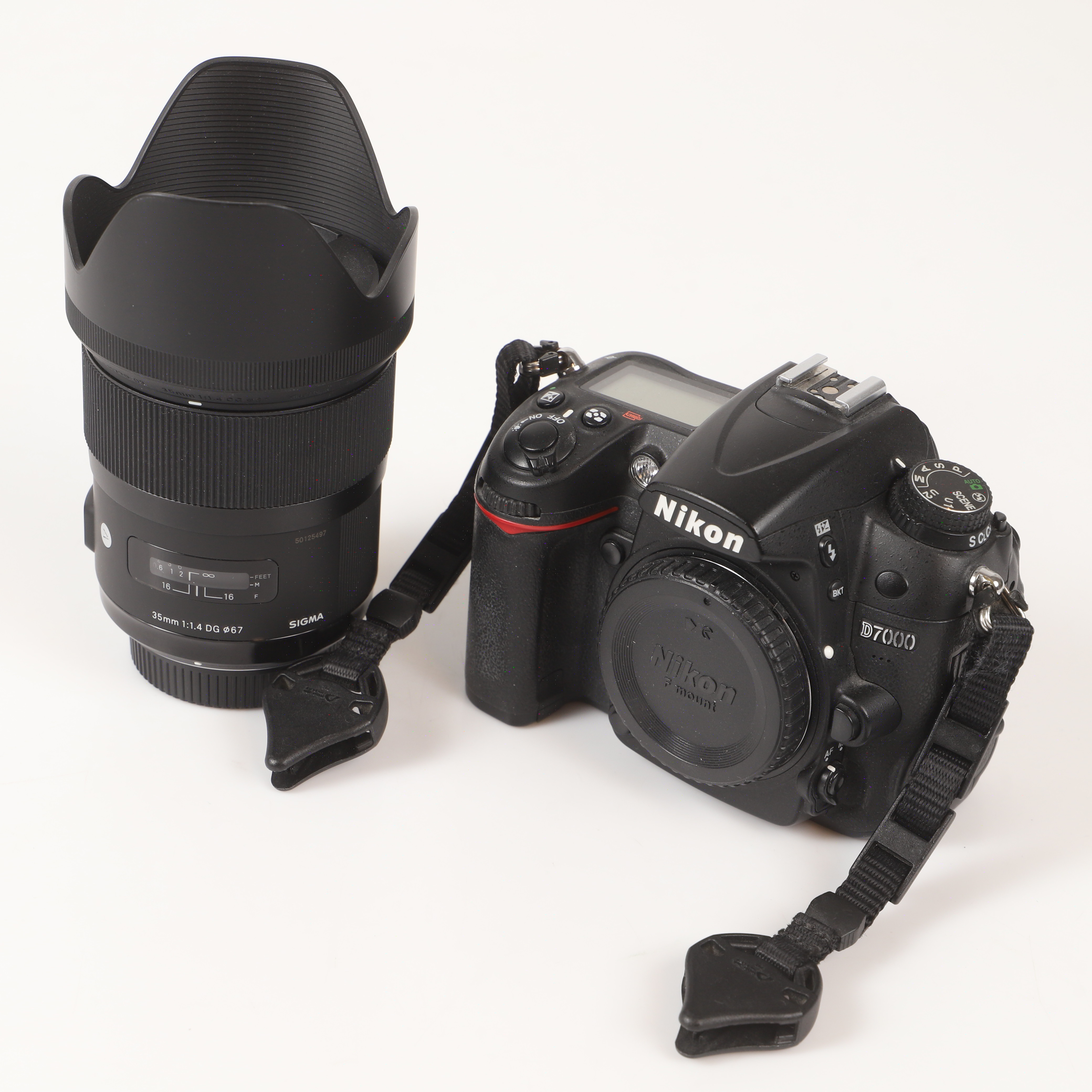 DIGITALKAMERA, Nikon D-7000.