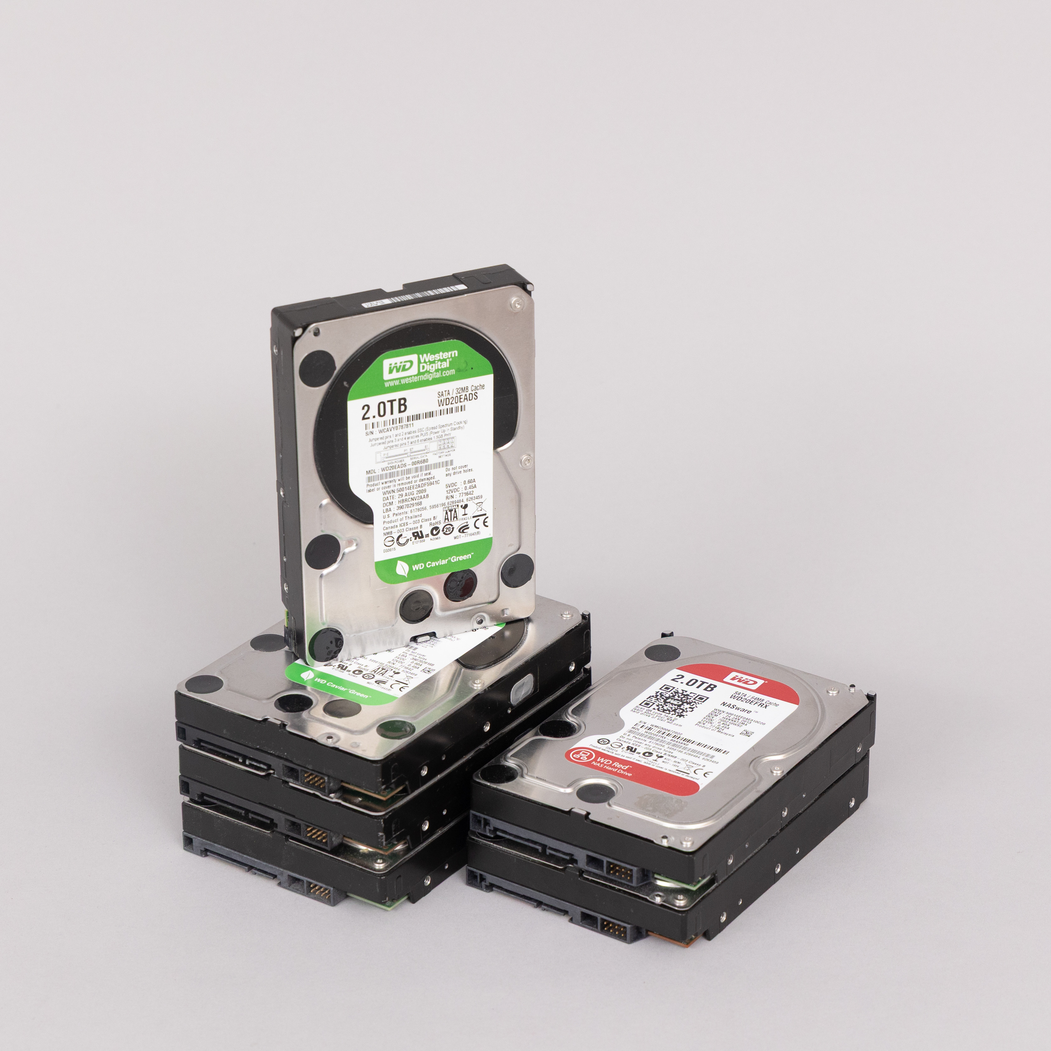 HÅRDDISKAR, 6 st, Western Digital, 2 TB, Red & Green.