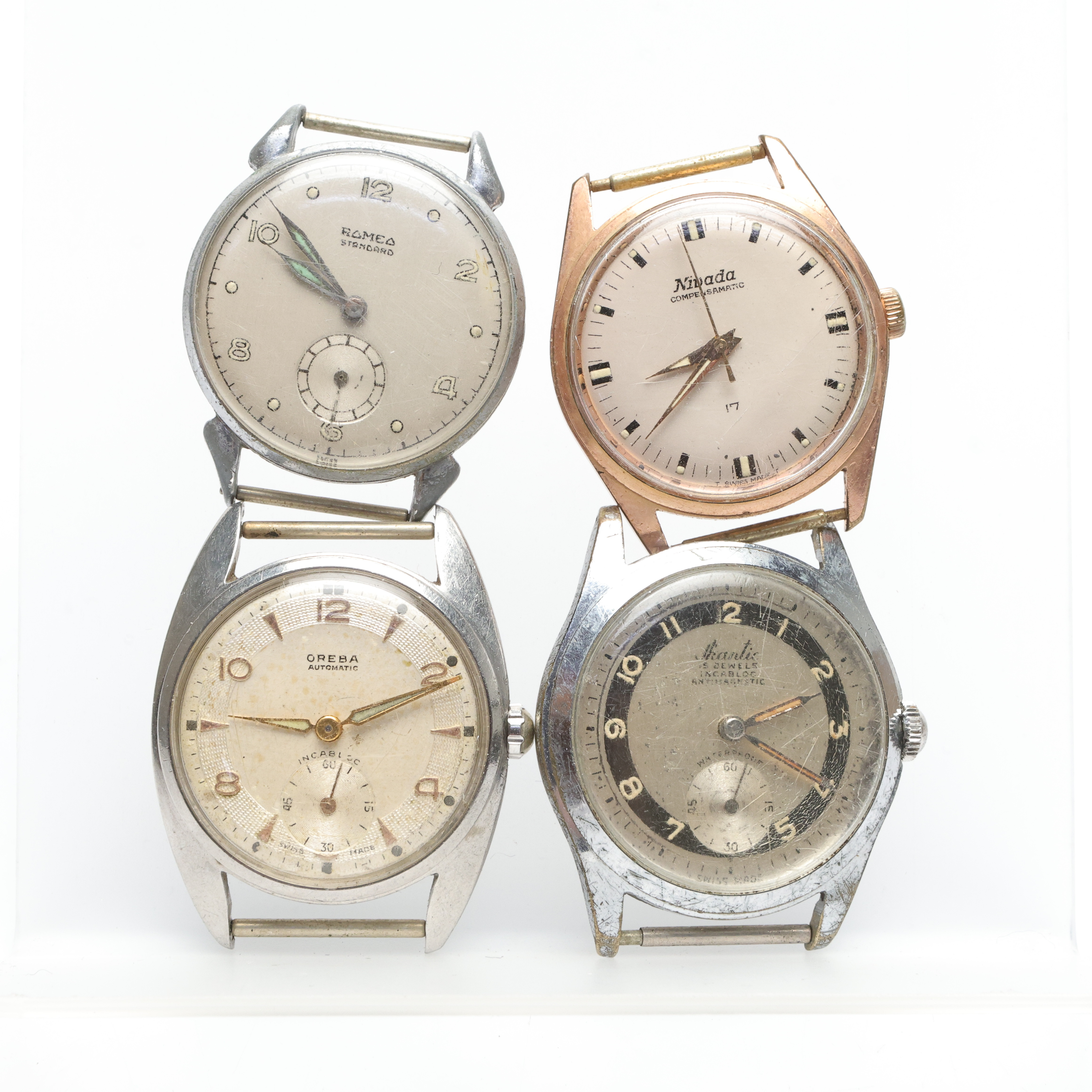 ARMBANDSUR, 4 st, herr, bl.a. Nivada, Oreba.