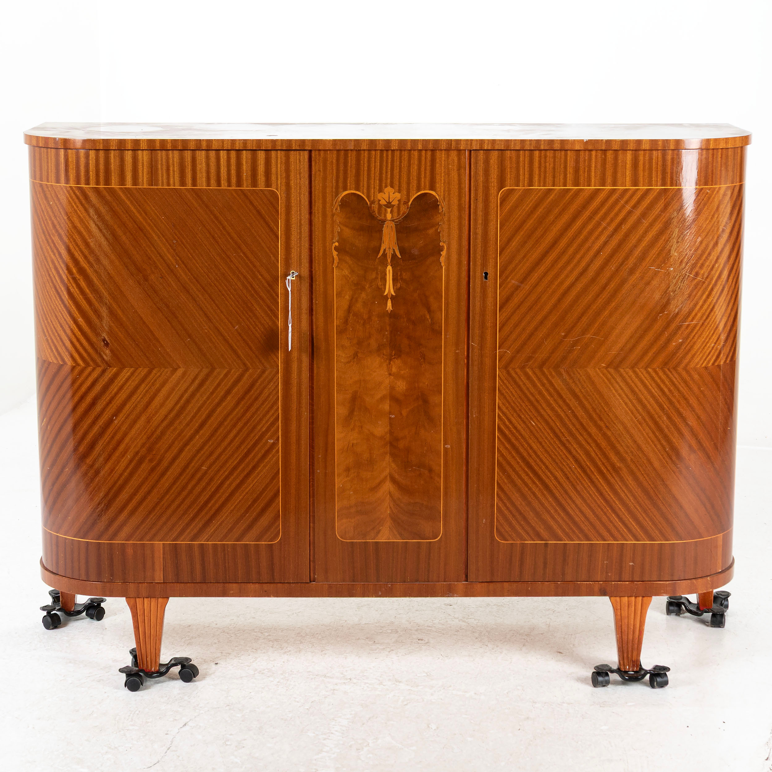 SIDEBOARD / SKÅP, mahogny med intarsia, 1940/50-tal.