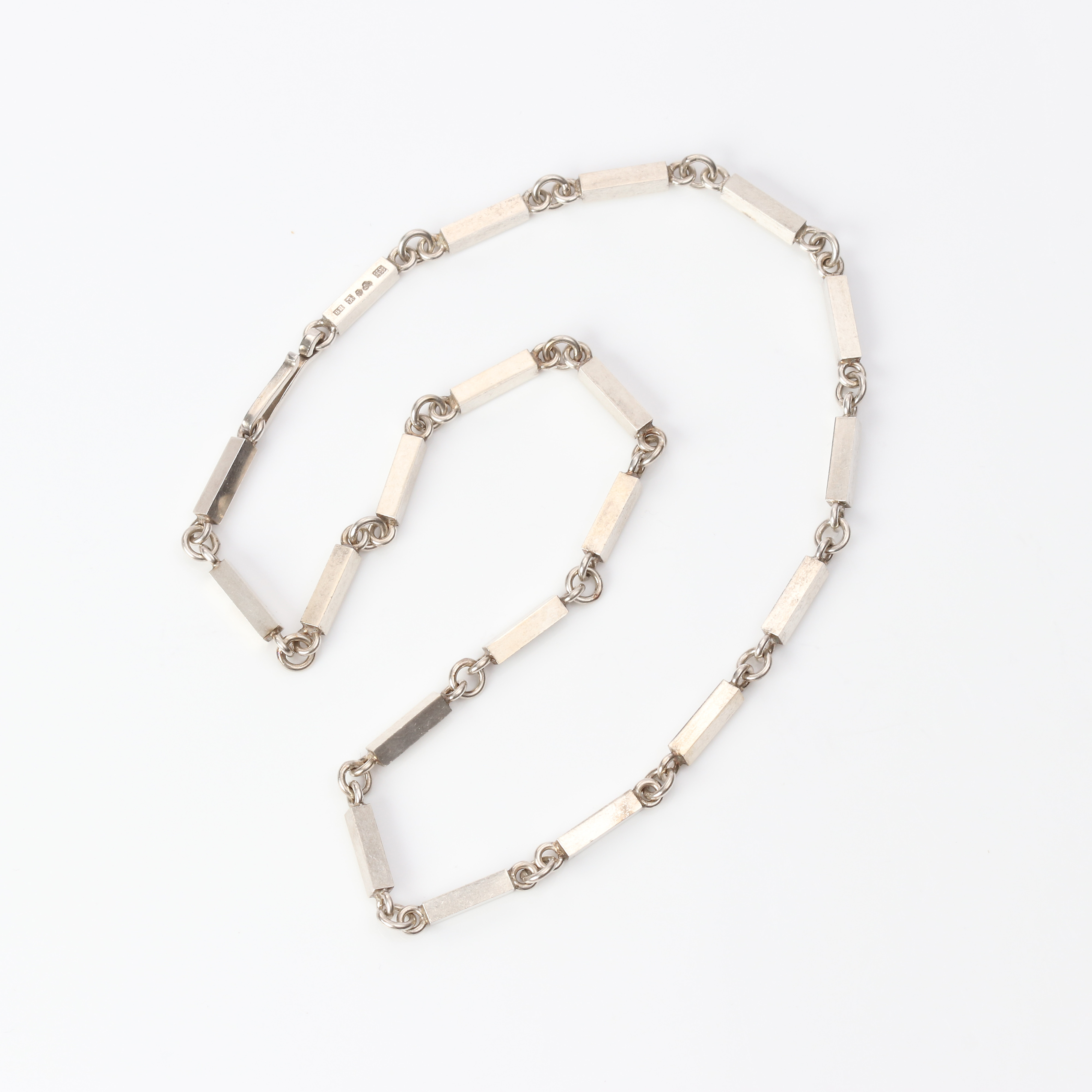 HALSBAND. Silver, Lund 1958.