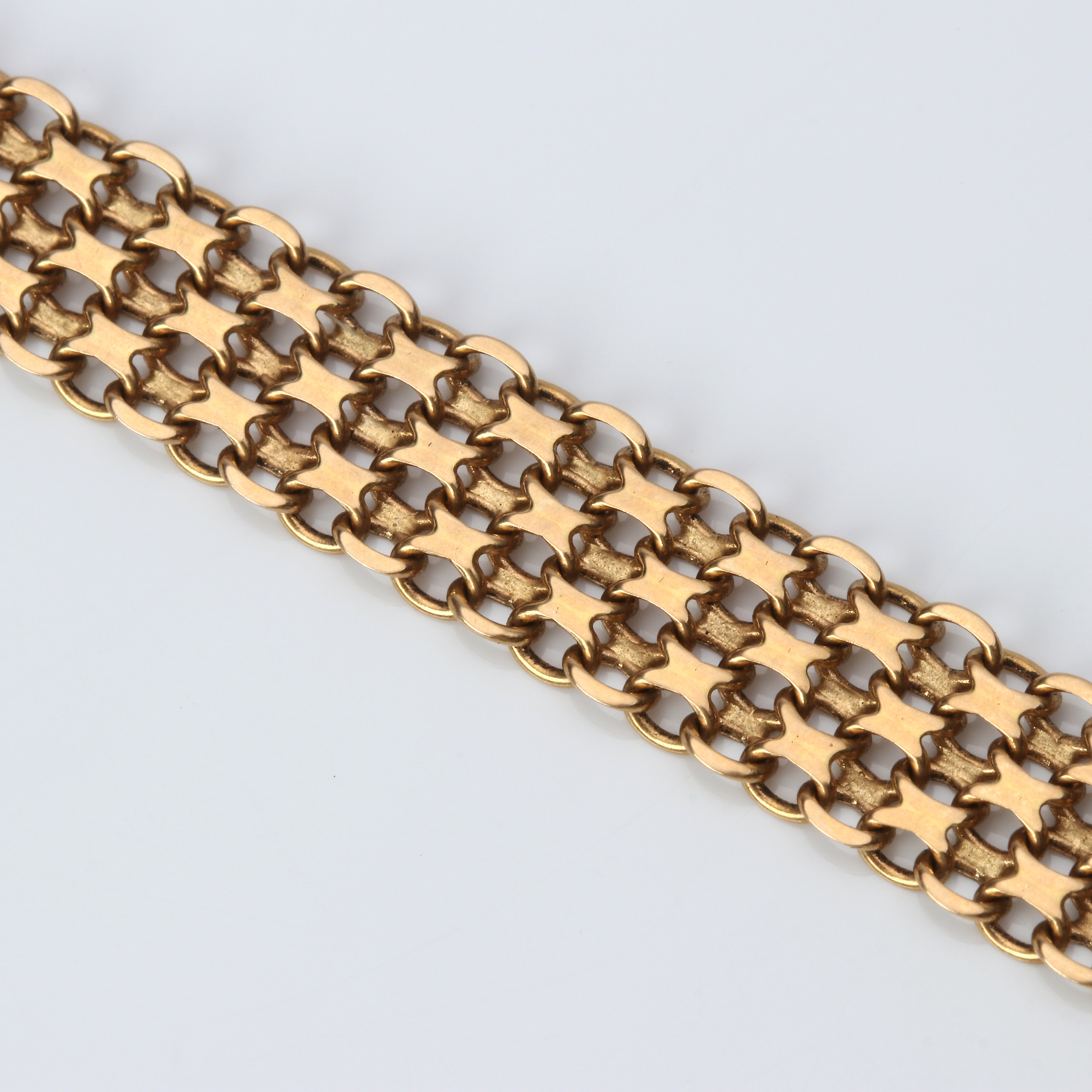 ARMBAND, X-LÄNK. 18k guld, vikt ca 20,2 gram.