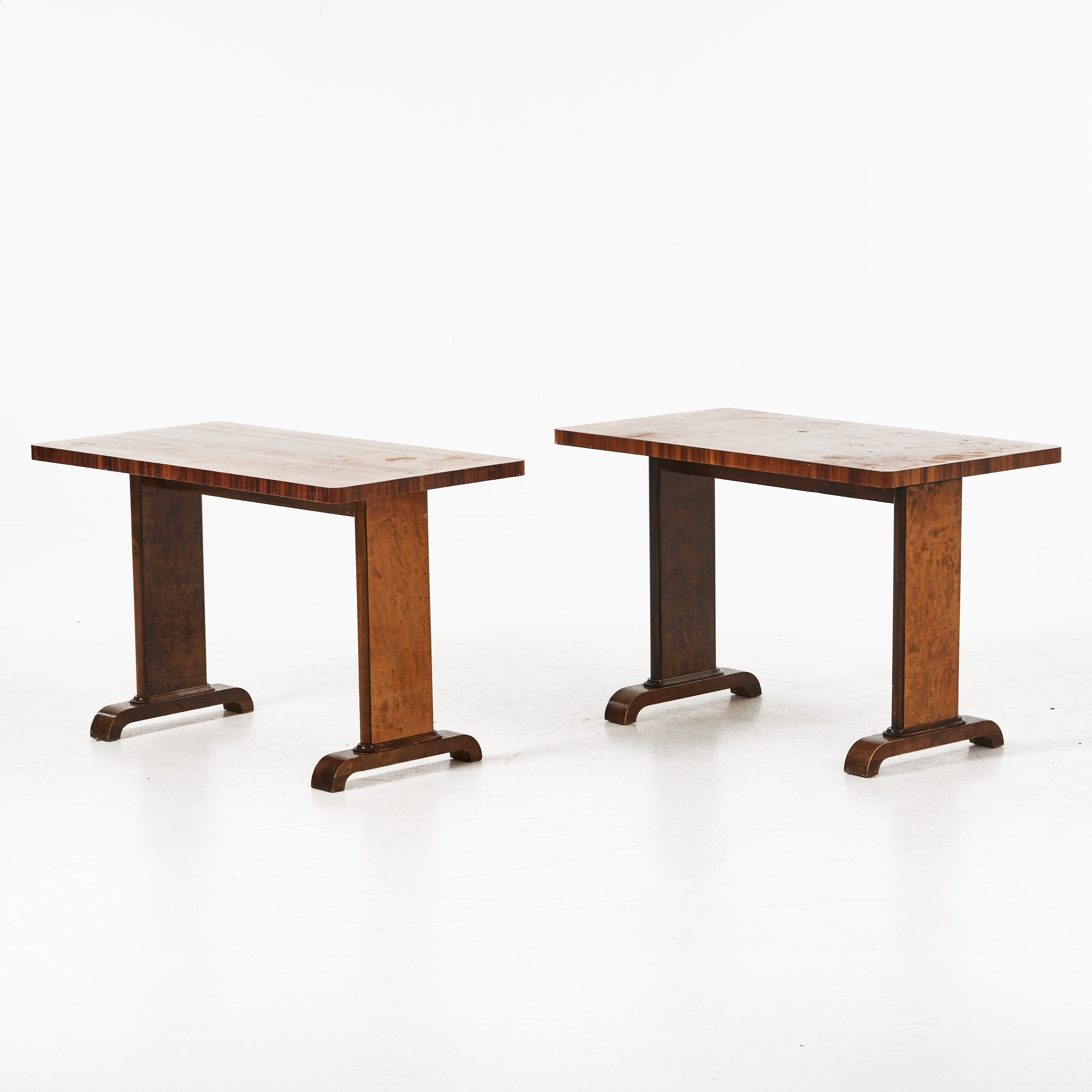 SOFFBORD, ett par, fanerade i björk och jakaranda, 1930-tal, Art Deco / Funkis.
