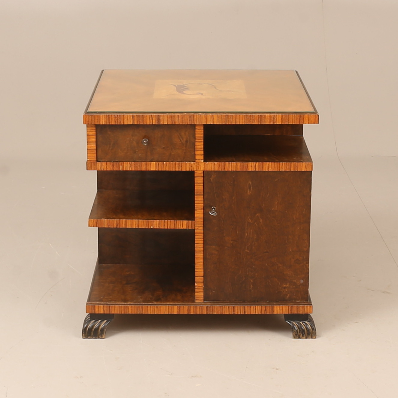 RÖKBORD, trä, Swedish Grace, 1900-talets första hälft.