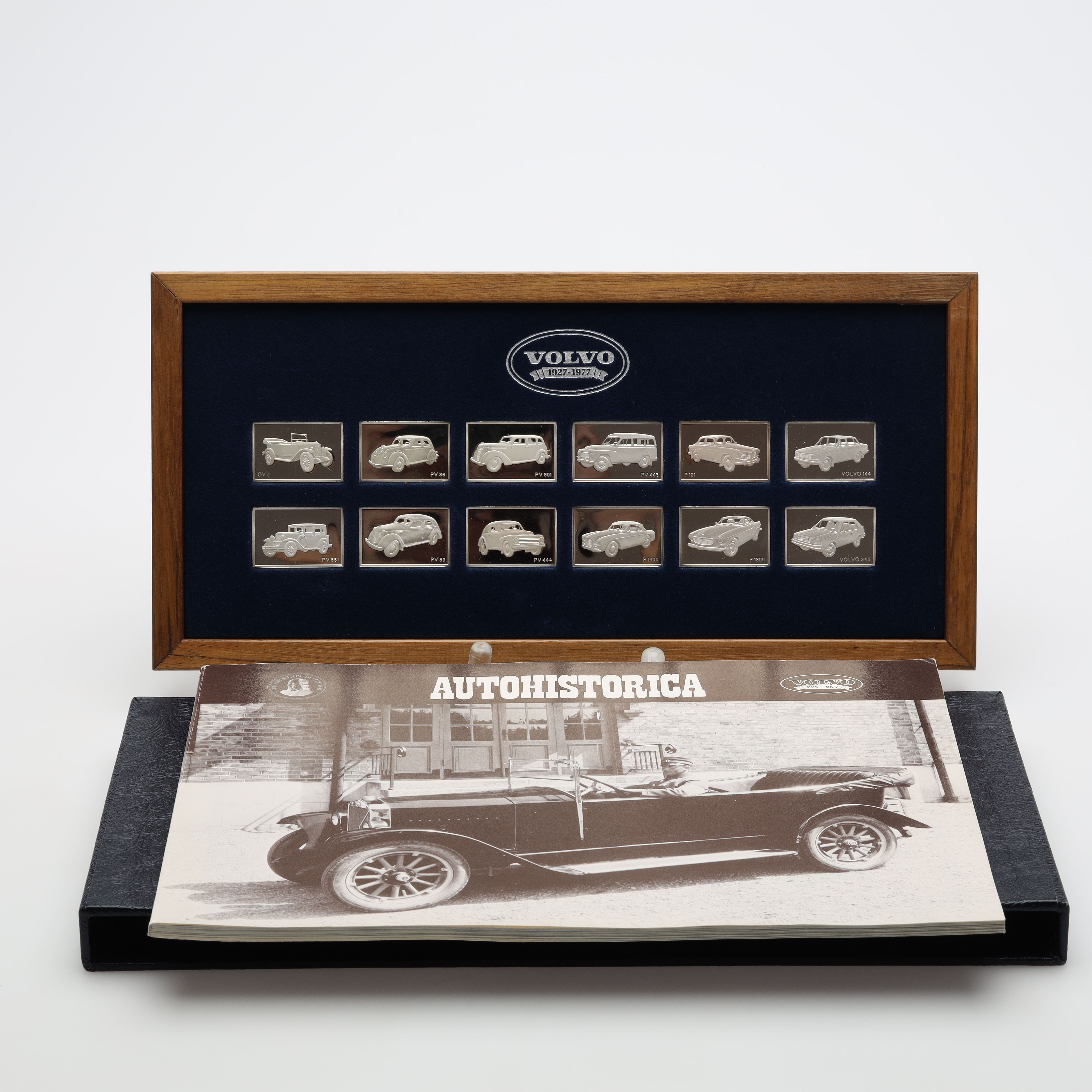 PLAKETTER, 12 st, sterlingsilver, "De Historiska Volvobilarna", Franklin Mint, 1978.