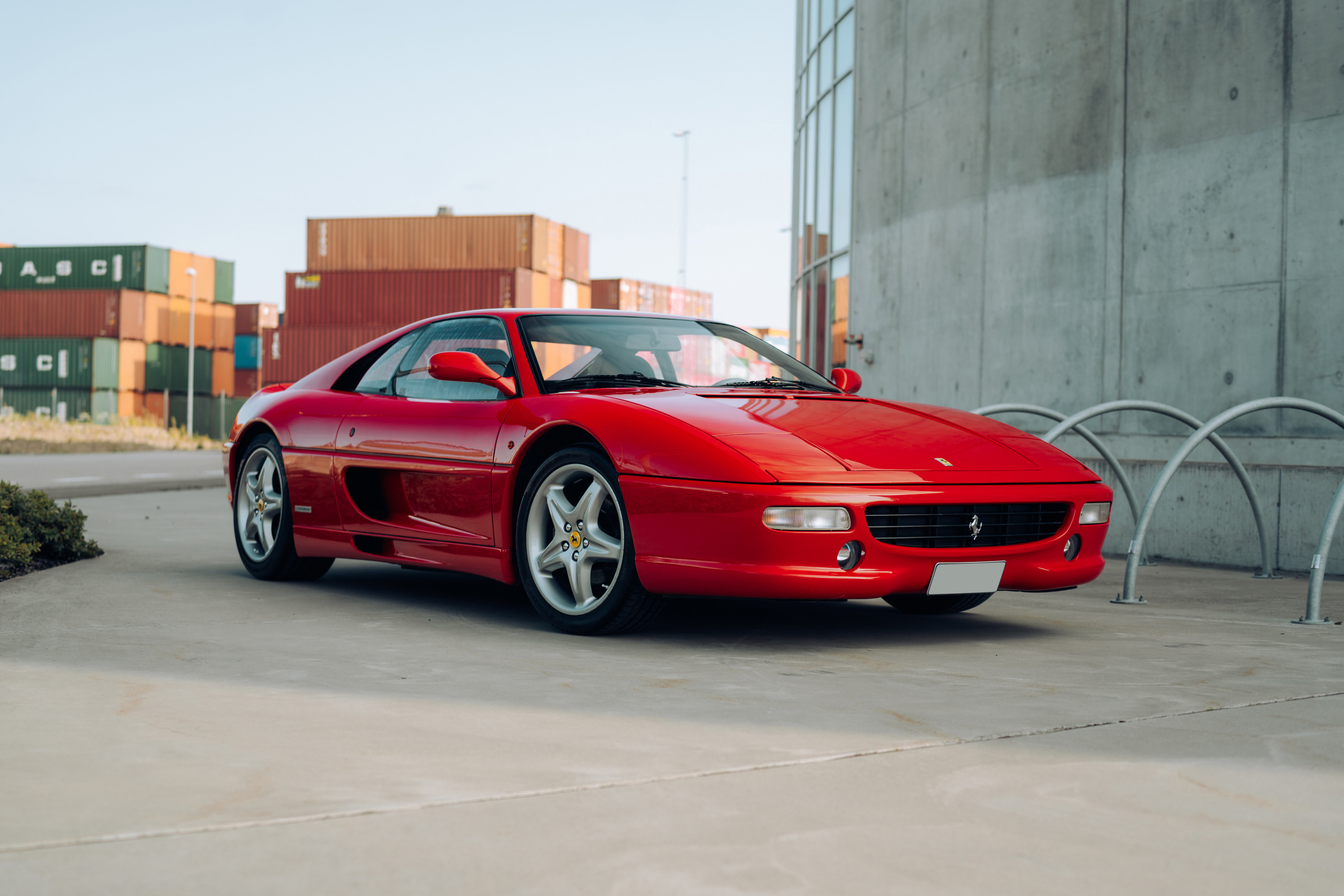 FERRARI F355 BERLINETTA 1995, ROSSO CORSA, Italien.
