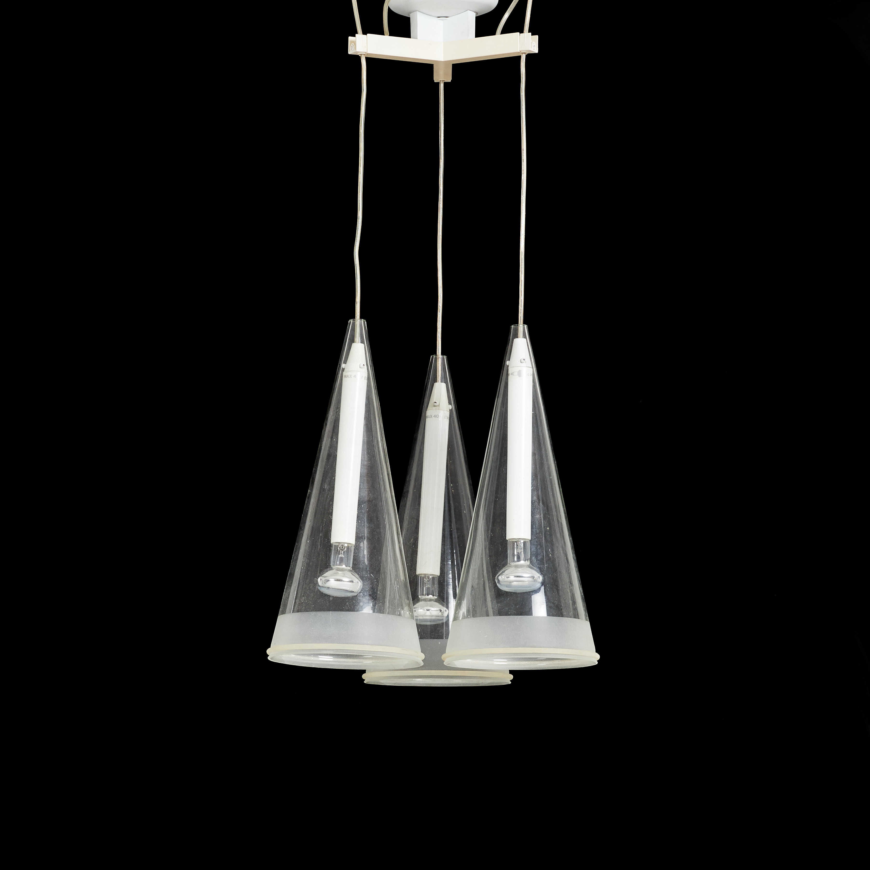 ACHILLE CASTIGLIONI. Taklampa "Fucsia 3 ", för Flos, tre ljuskällor i konformat klarglas med frostad kant, 2000-tal.
