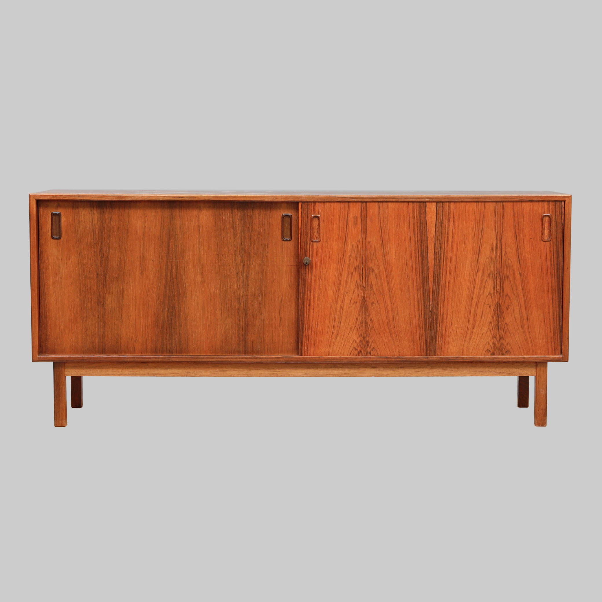 SIDEBOARD, 1970-tal, jakaranda, CITES-intyg medföljer.