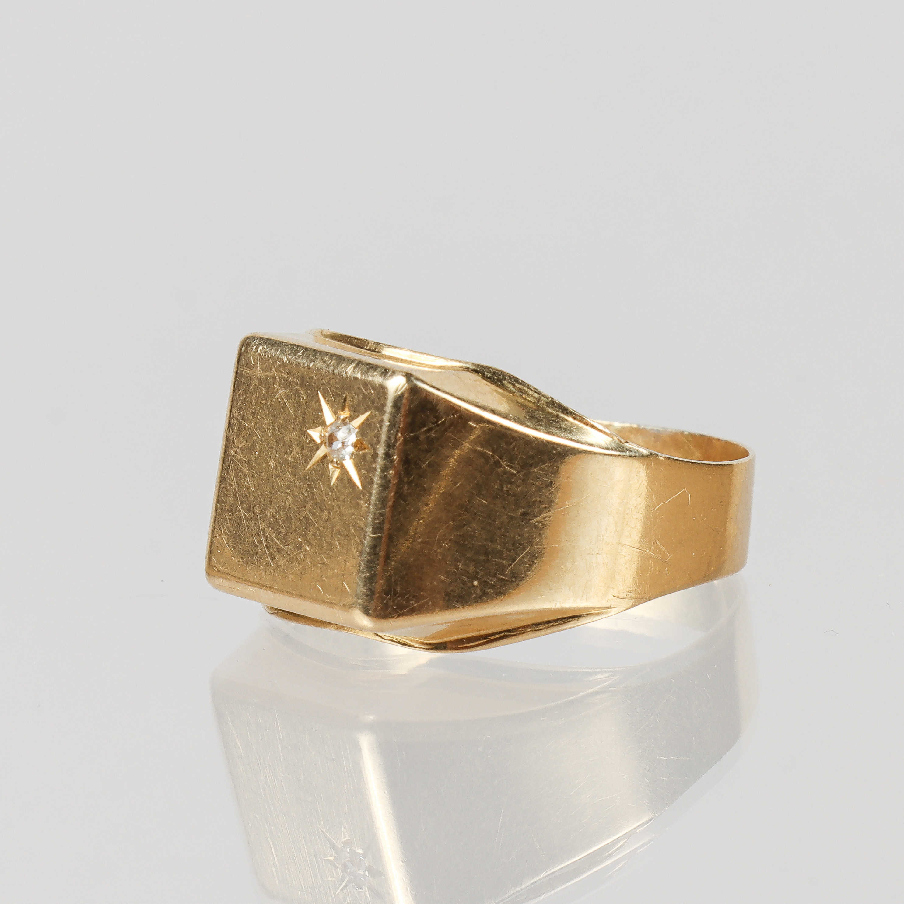 KLACKRING 18k guld, Ceson.