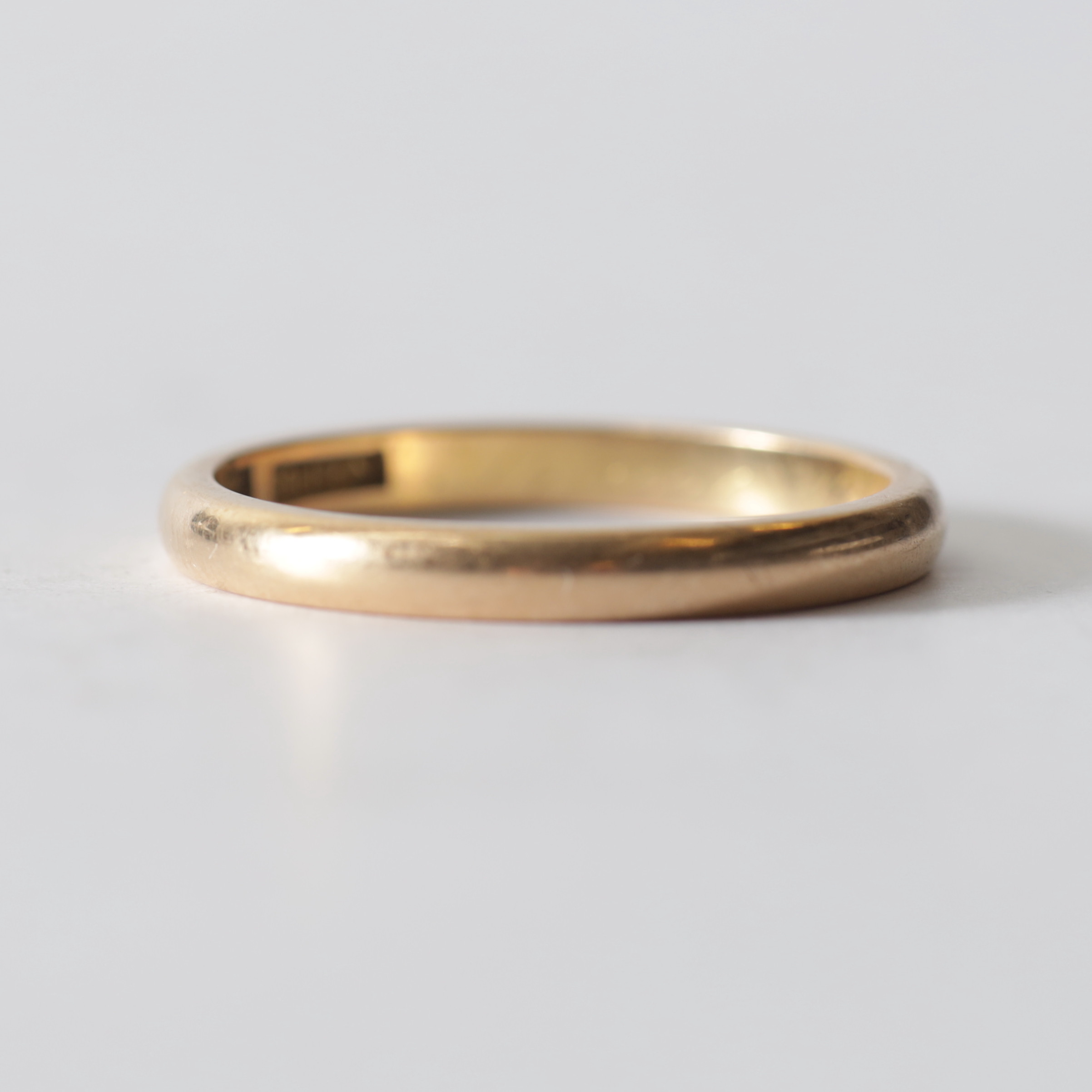 RING, 18K guld. Totalvikt ca 4 gram.