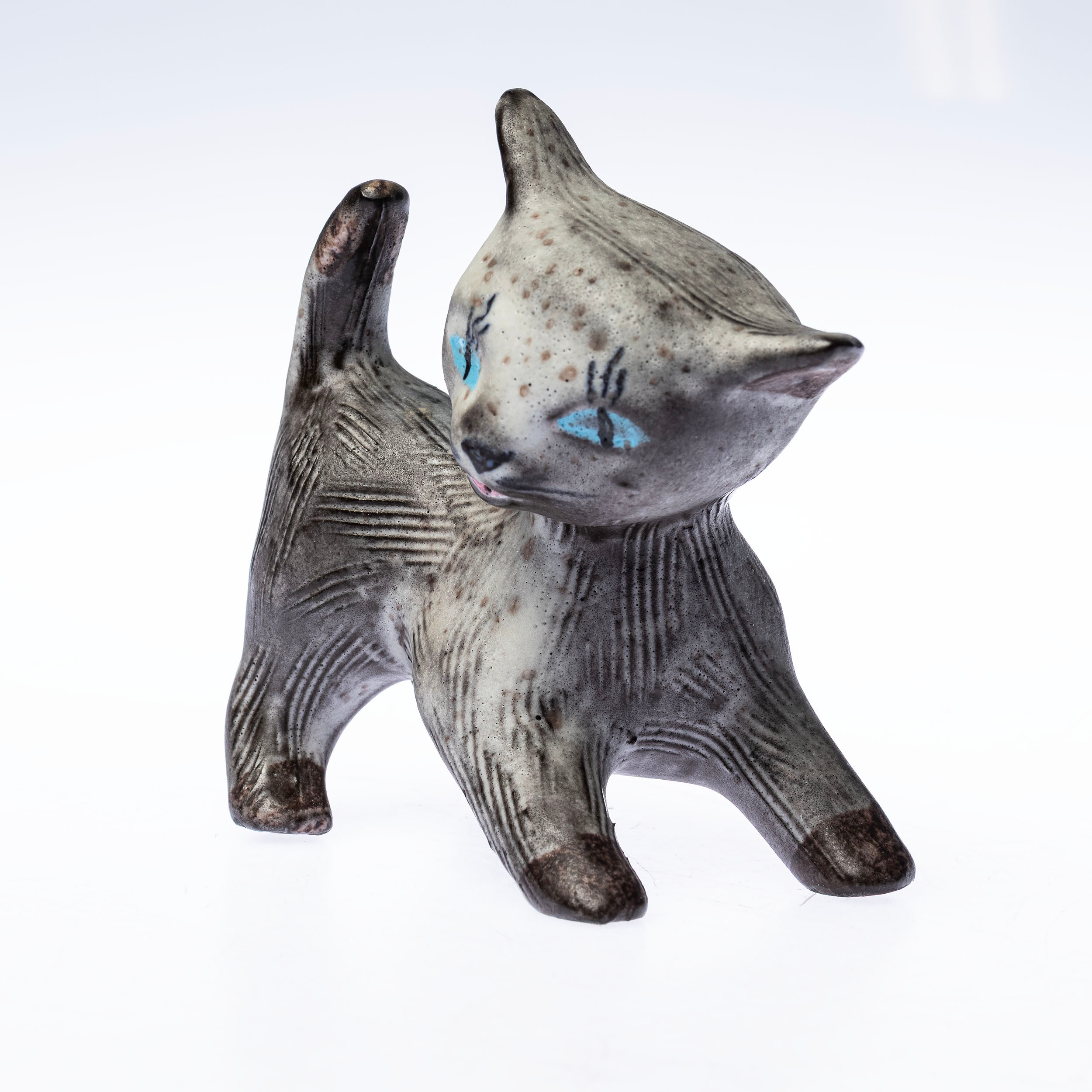 DOROTHY CLOUGH. Figurin, katt, Upsala-Ekeby.