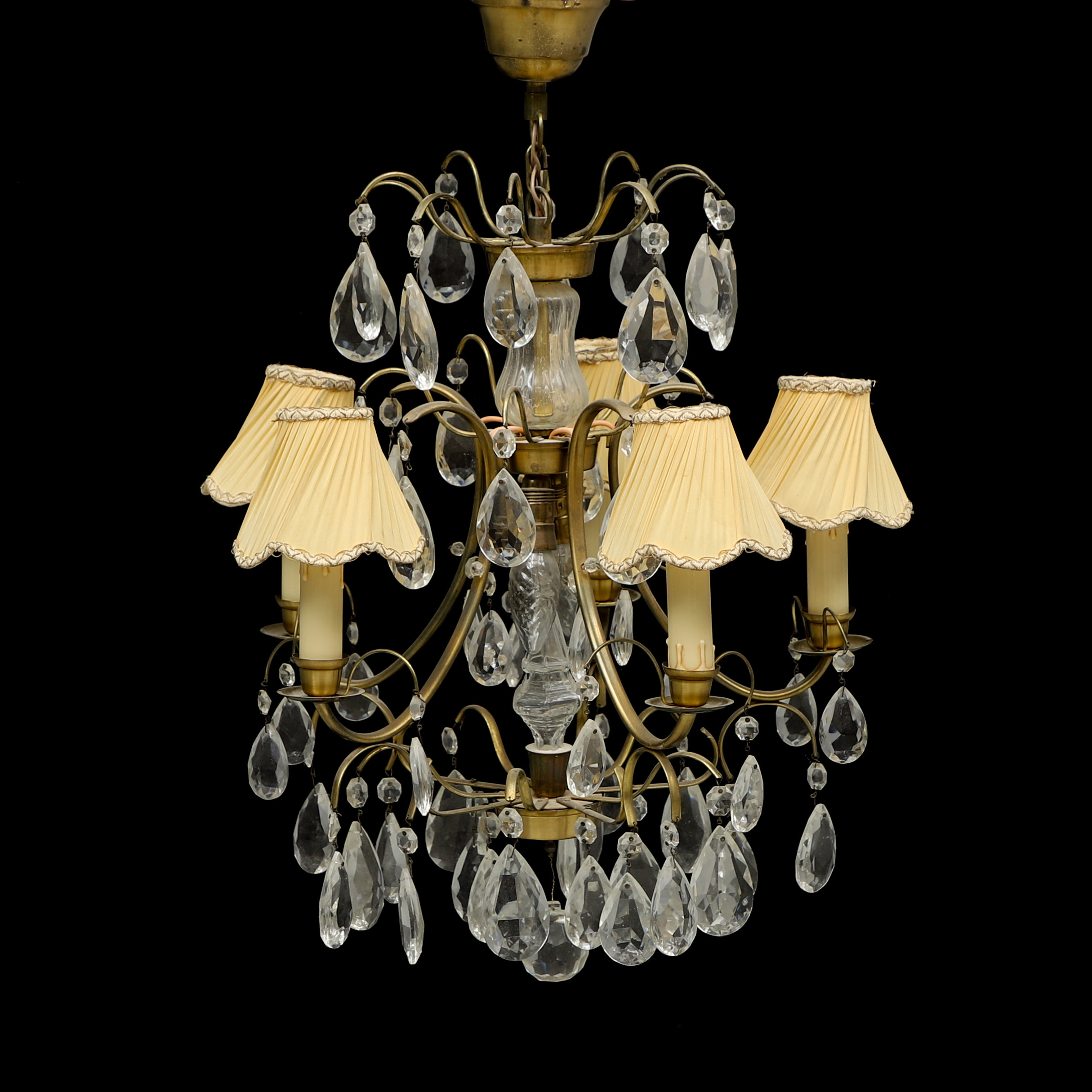 TAKKRONA, barockstil. 1900-talets mitt.