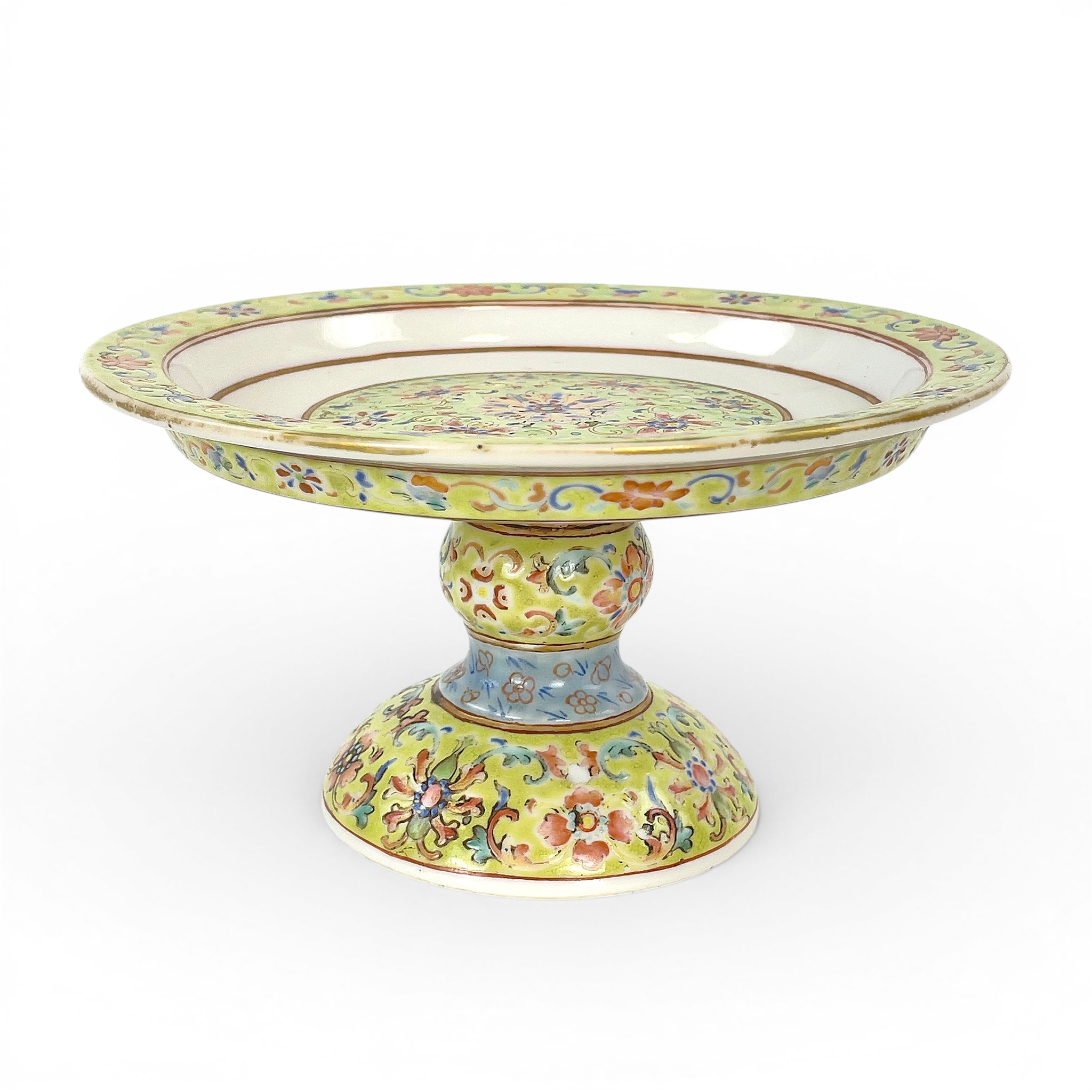 TAZZA. Porslin, troligen Daoguang (1821-1850), Qing dynastin, Kina.
