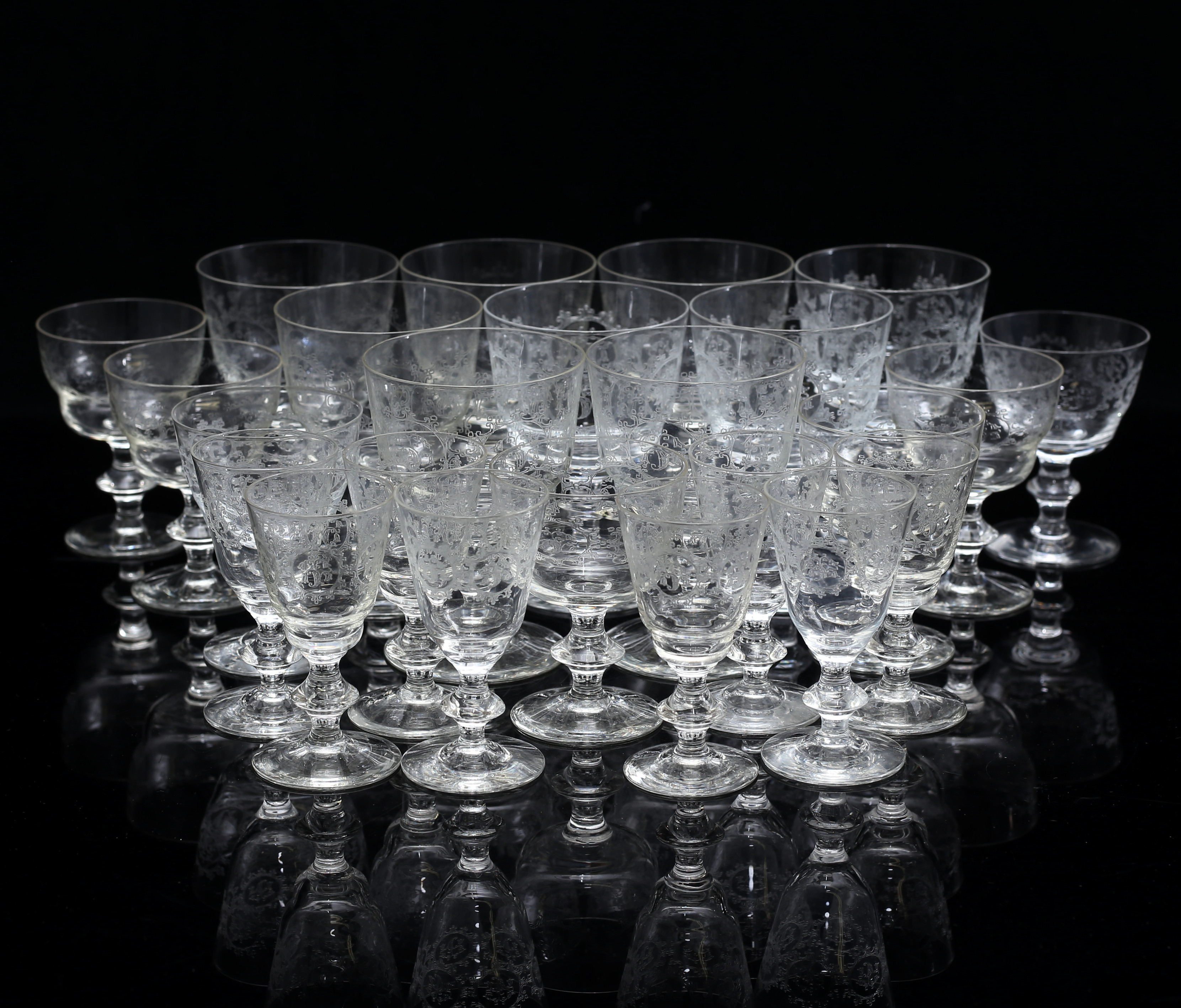 EDVIN OLLERS. Glasservisdelar, 25 st, "Elon", Elme glasbruk.