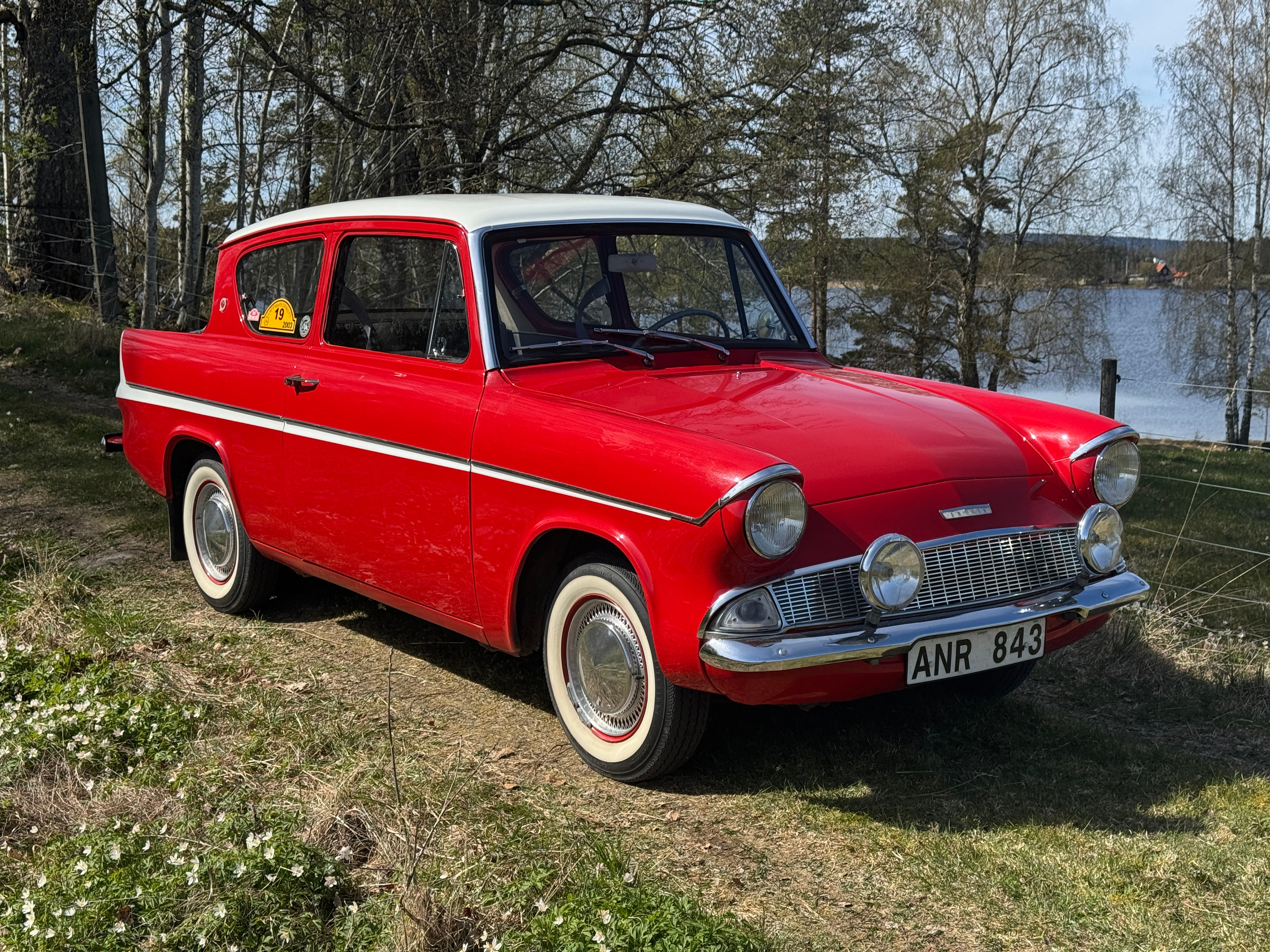FORD 106 E ANGLIA SPORTSMAN, 1962.