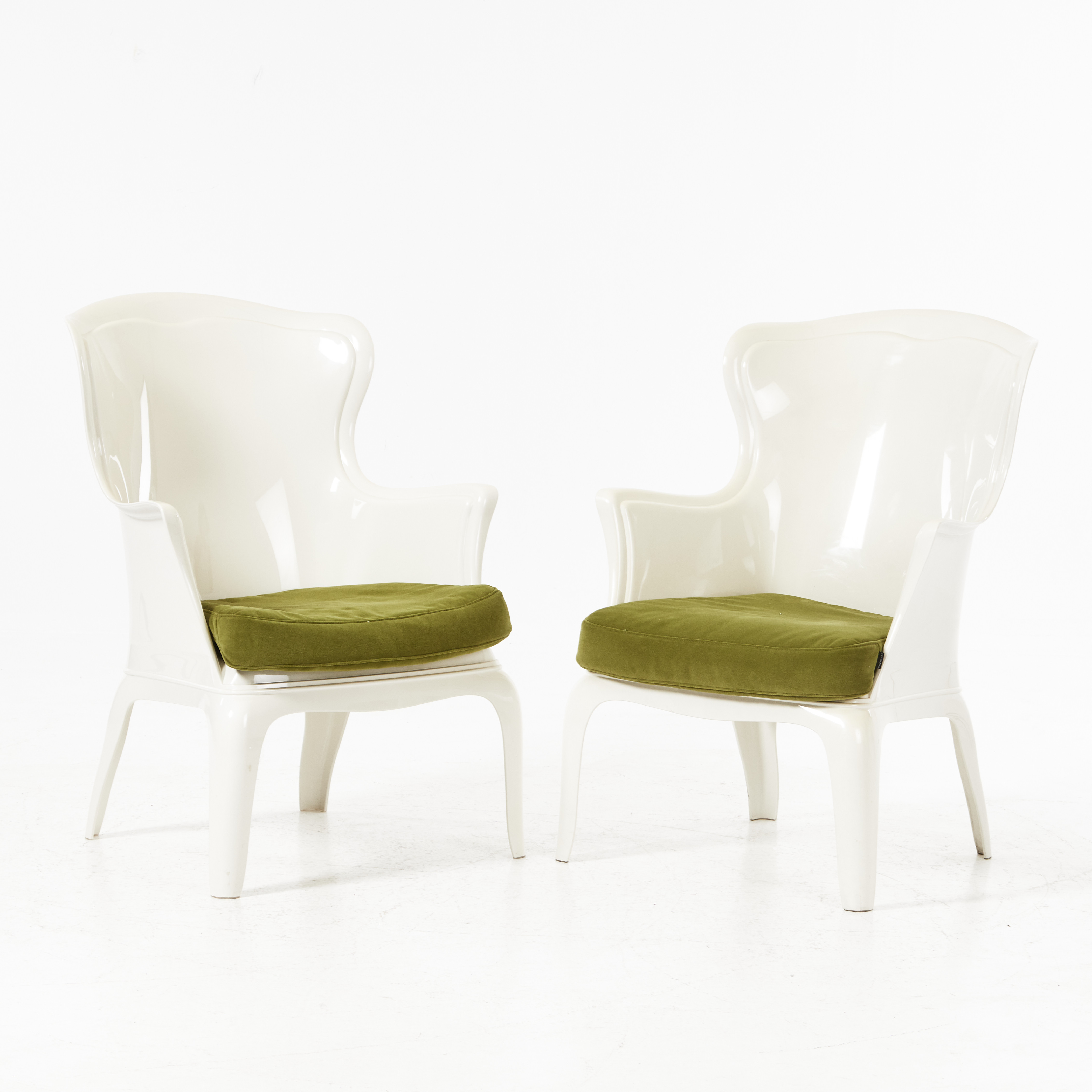 MARCO POCCI & CLAUDIO DONDOLI. "Pasha 660", 1 par, tillverkade i polykarbonat, samtida, Pedrali, Italien.
