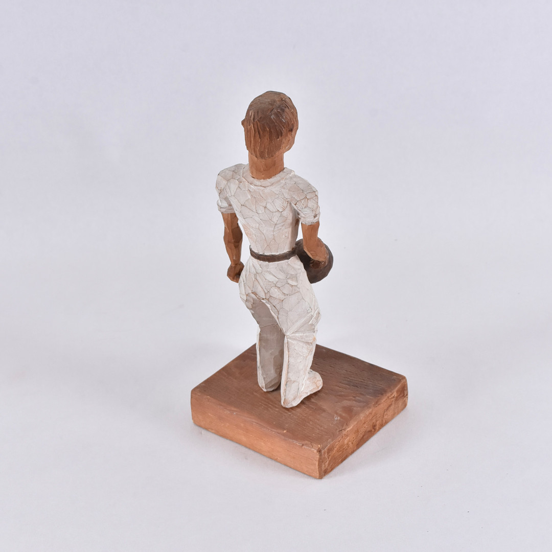 K G ERIKSSON. skulptur, skuret och bemålat trä, "Bowling".
