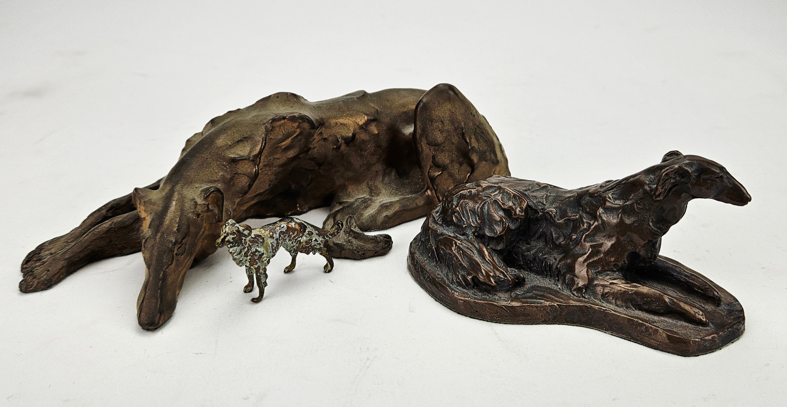 SKULPTURER, 3 st, metall, Borzoi.