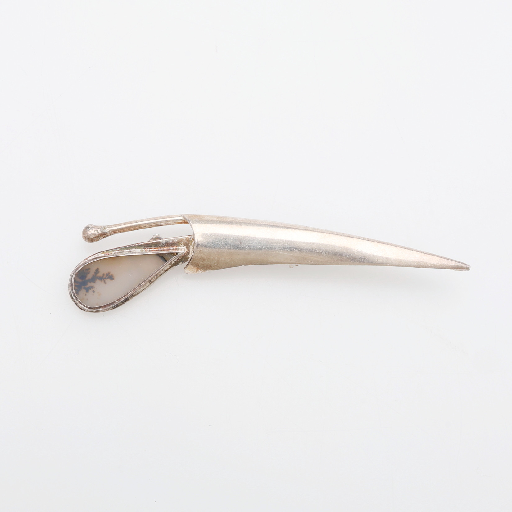 BROSCH, STERLINGSILVER OCH MOSSAGAT, OSBY SILVERSMEDJA, OSBY 2003.
