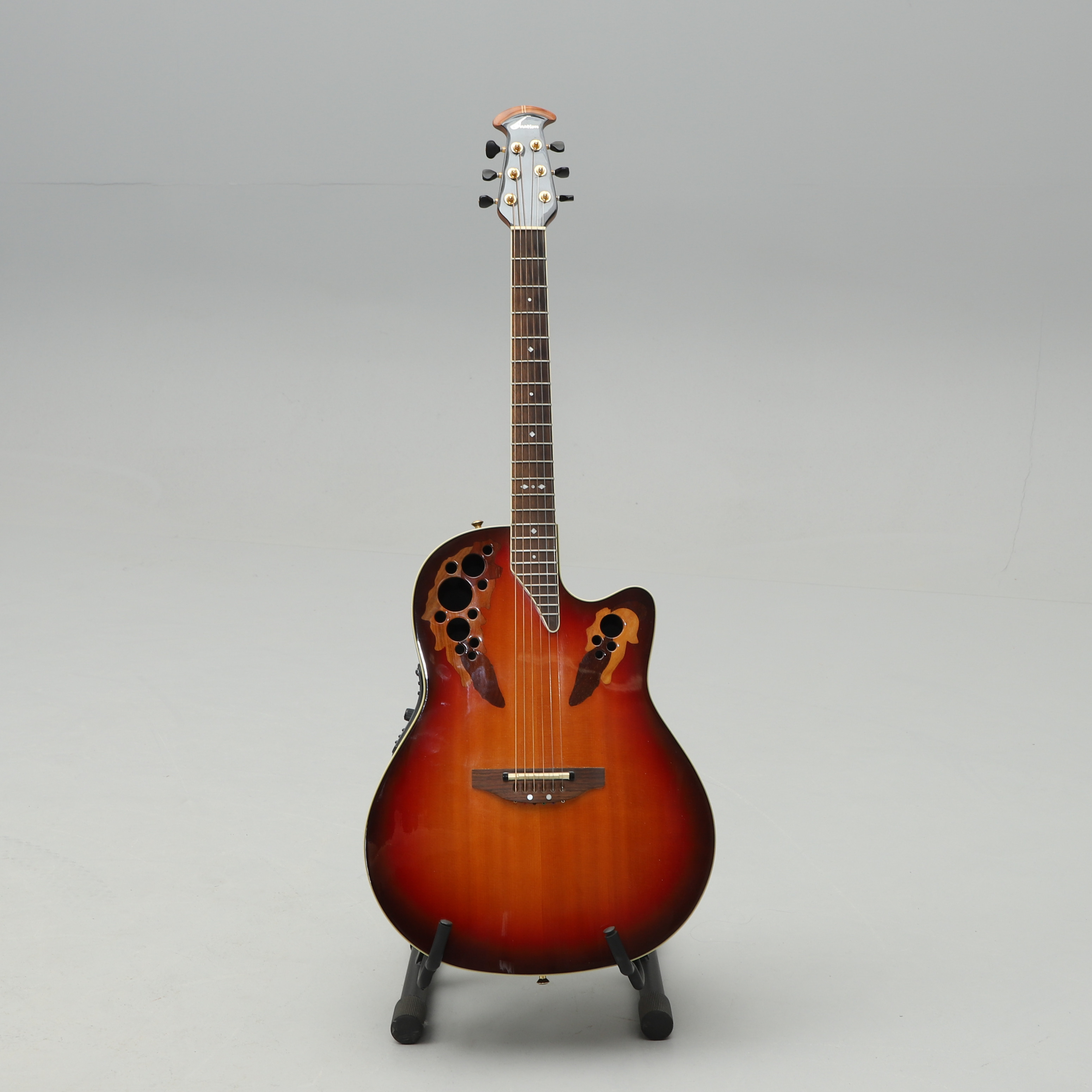 HALVAKUSTISK GITARR, Ovation Standard Elite, OP-Pro Series, efter 2013.