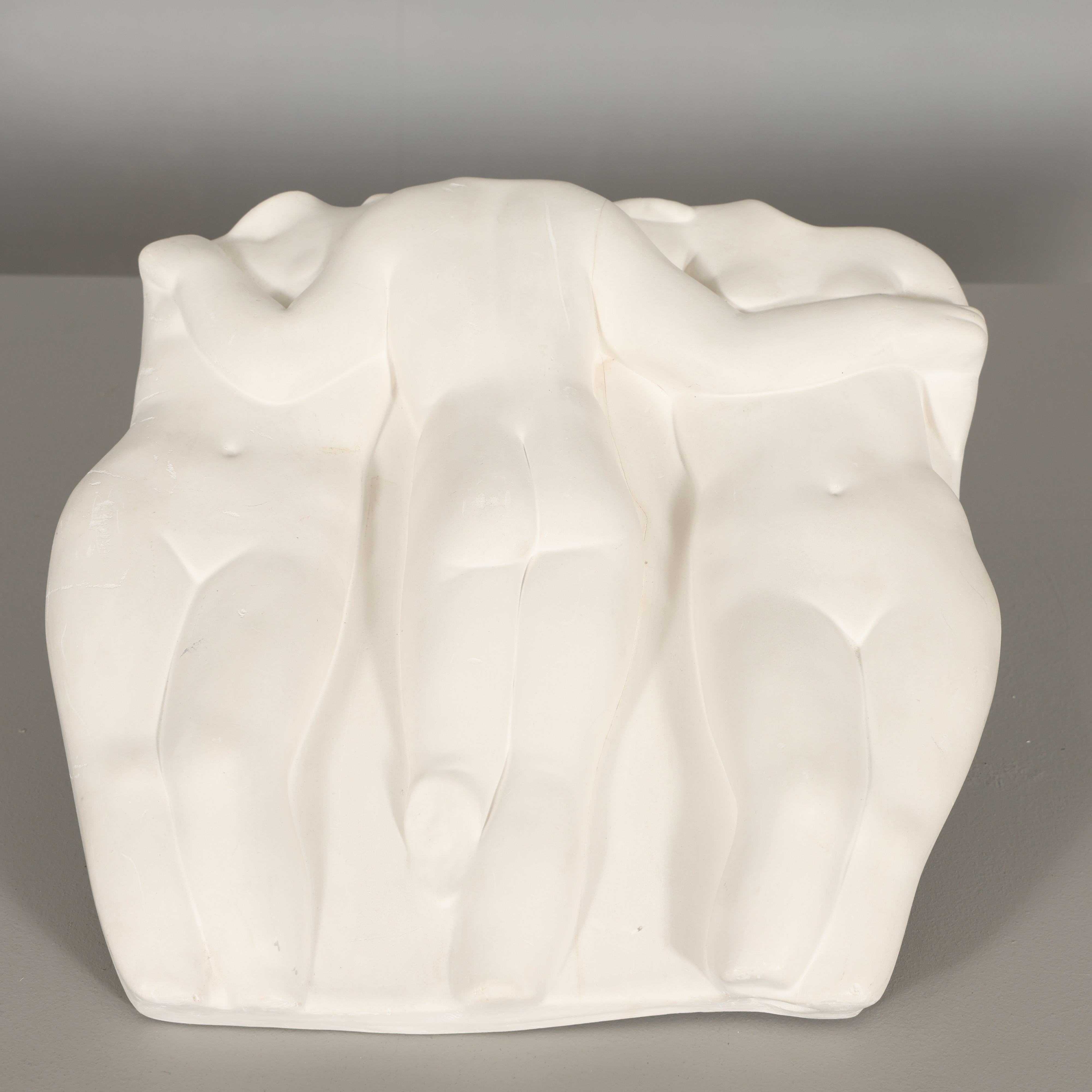 SKULPTUR, väggrelief gips "de tre gracerna".
