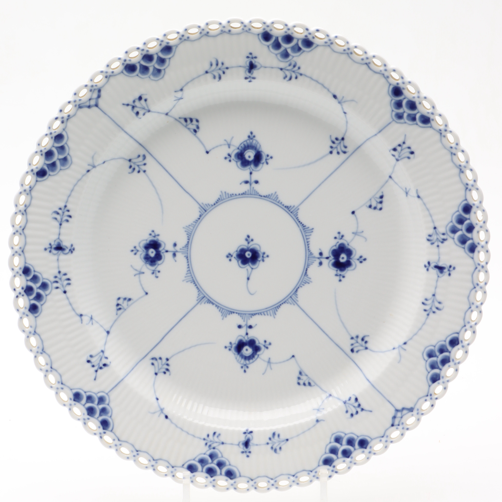 FAT, Musselmalet, helblond, nr 1041, Royal Copenhagen, Danmark.