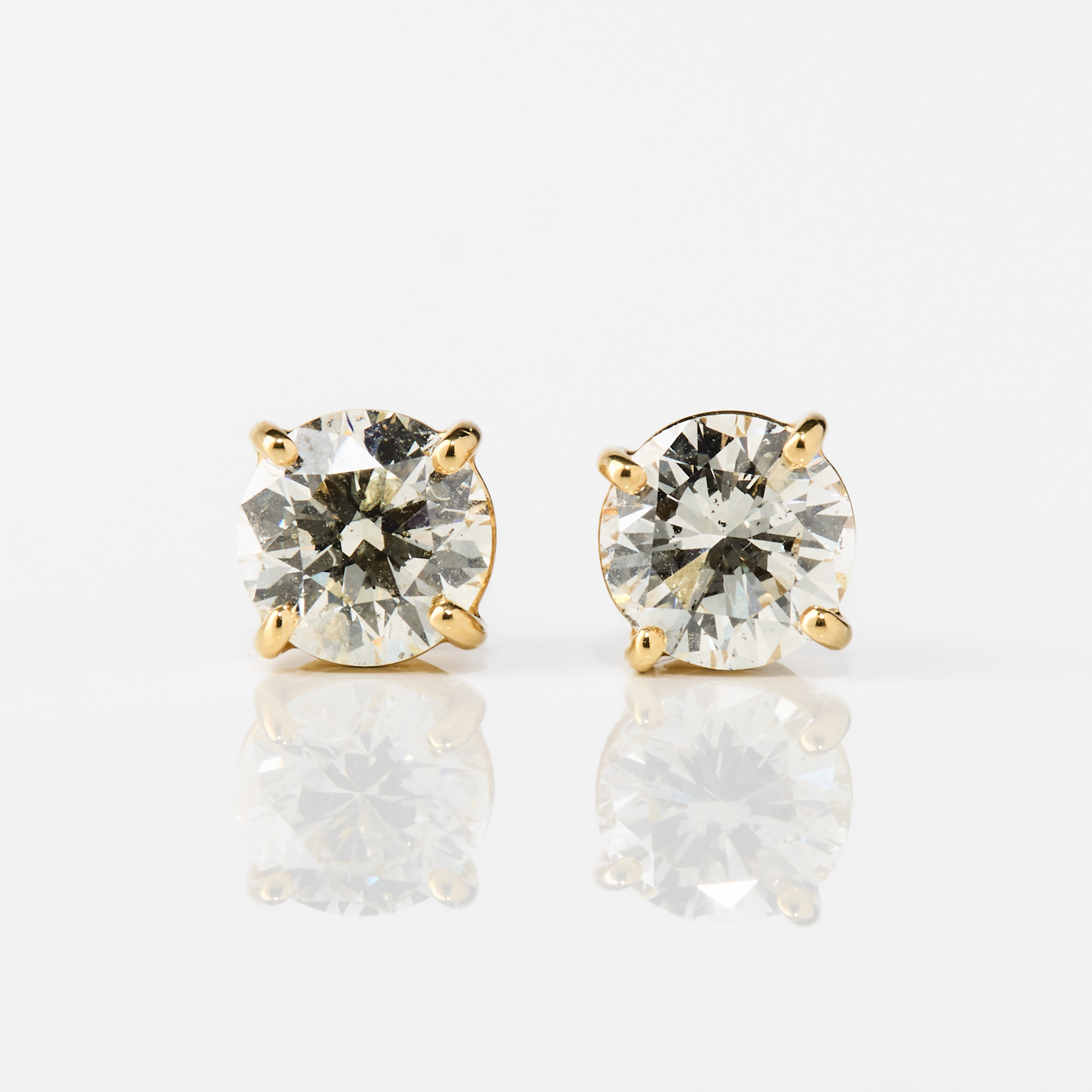 ENSTENSÖRHÄNGEN, ett par, 18K guld med diamanter.