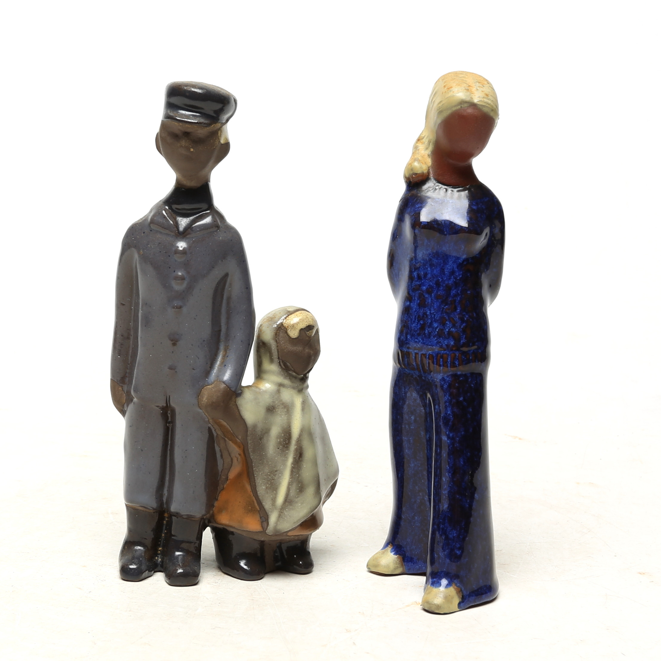 FIGURINER 2 st, keramik, Kirsten Eberlein och Elsi Bourelius.
