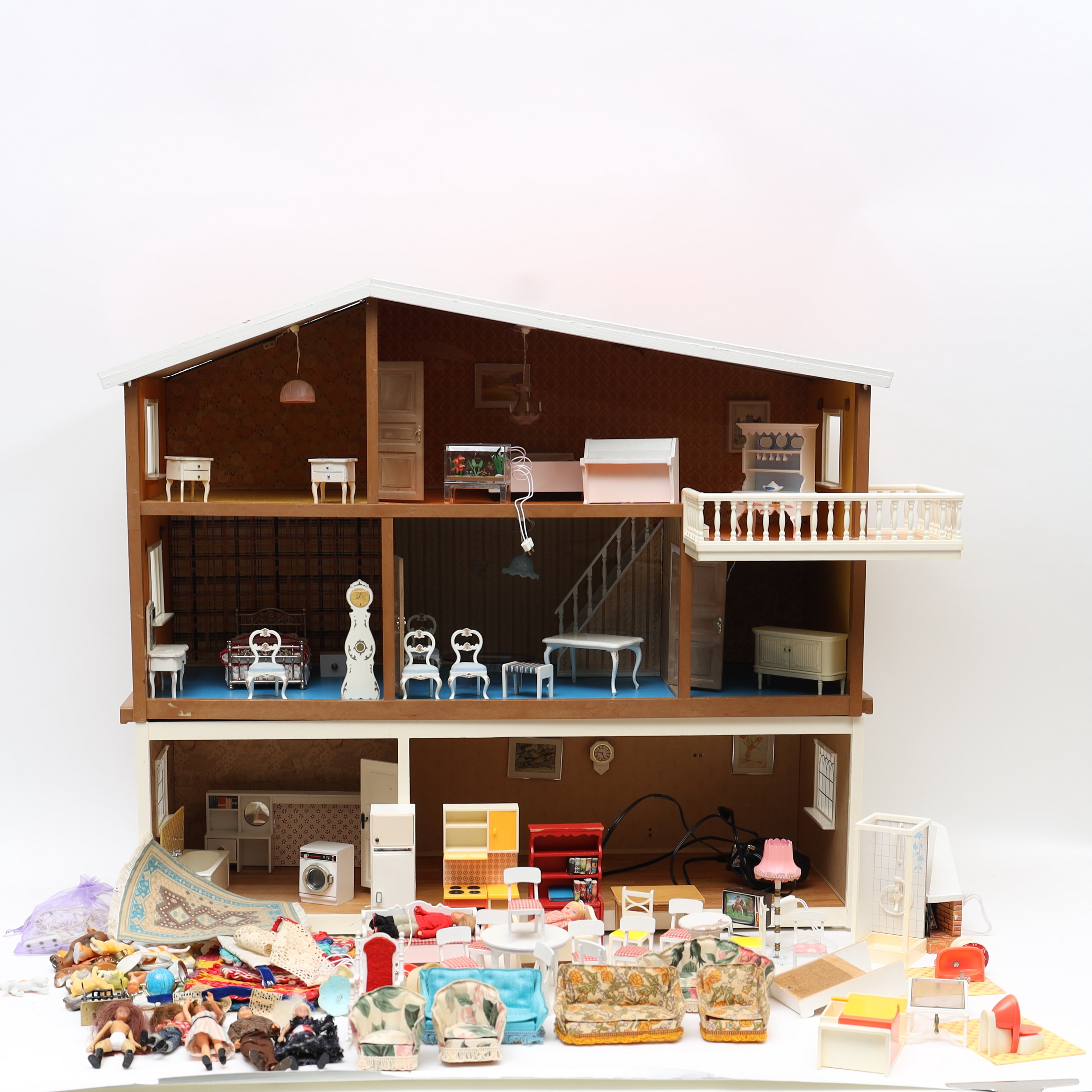 DOCKHUS, med tillbehör, bla Lundby.