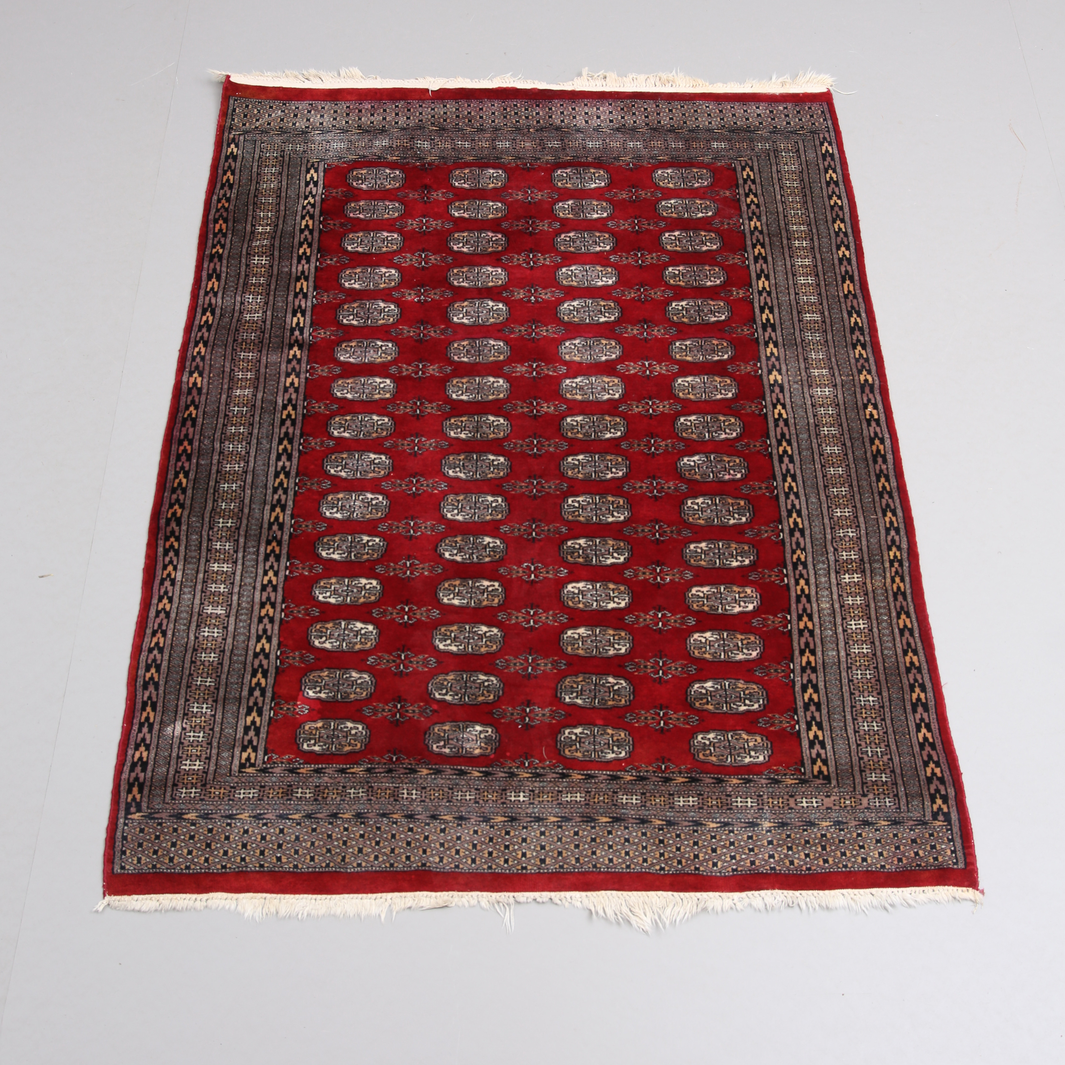 ORIENTALISK MATTA, Pakistan, 141 x 195 cm.