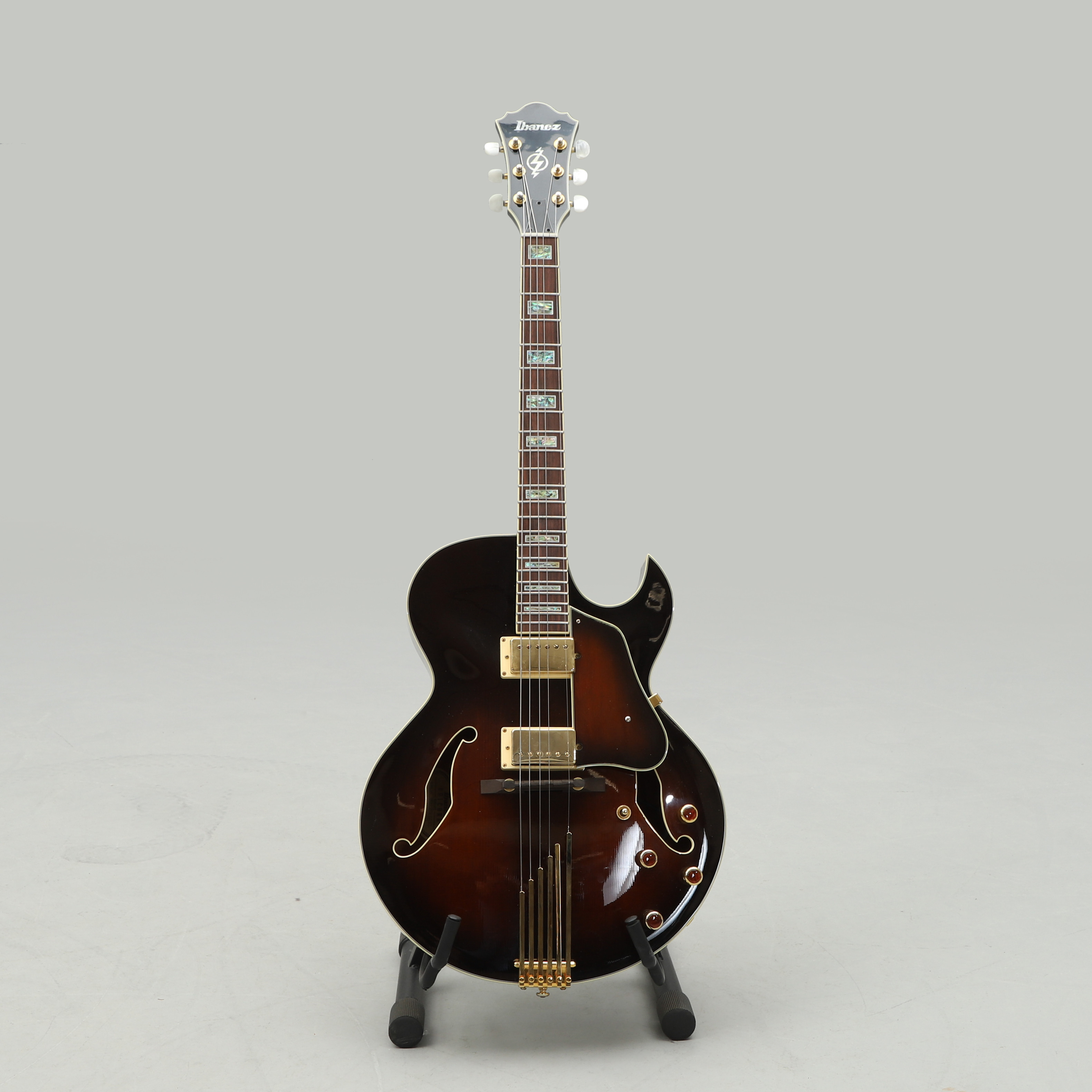 ELGITARR, Ibanez AK-95, Kina 2007.