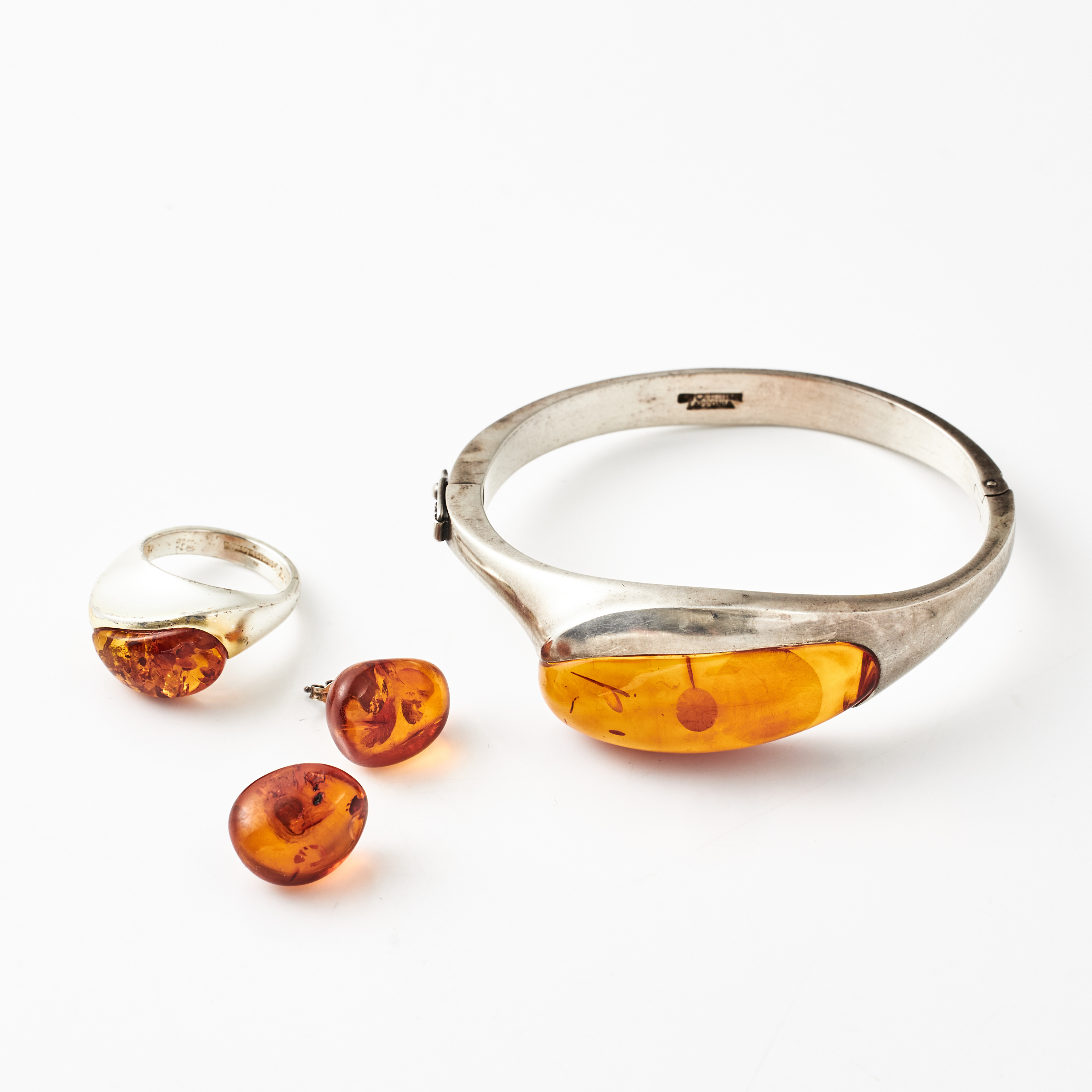 POUL HAVGAARD, (Danmark, 1936-2011), Ring, Armring, sterlingsilver, bärnsten, Lapponia, Finland 1995/1996.