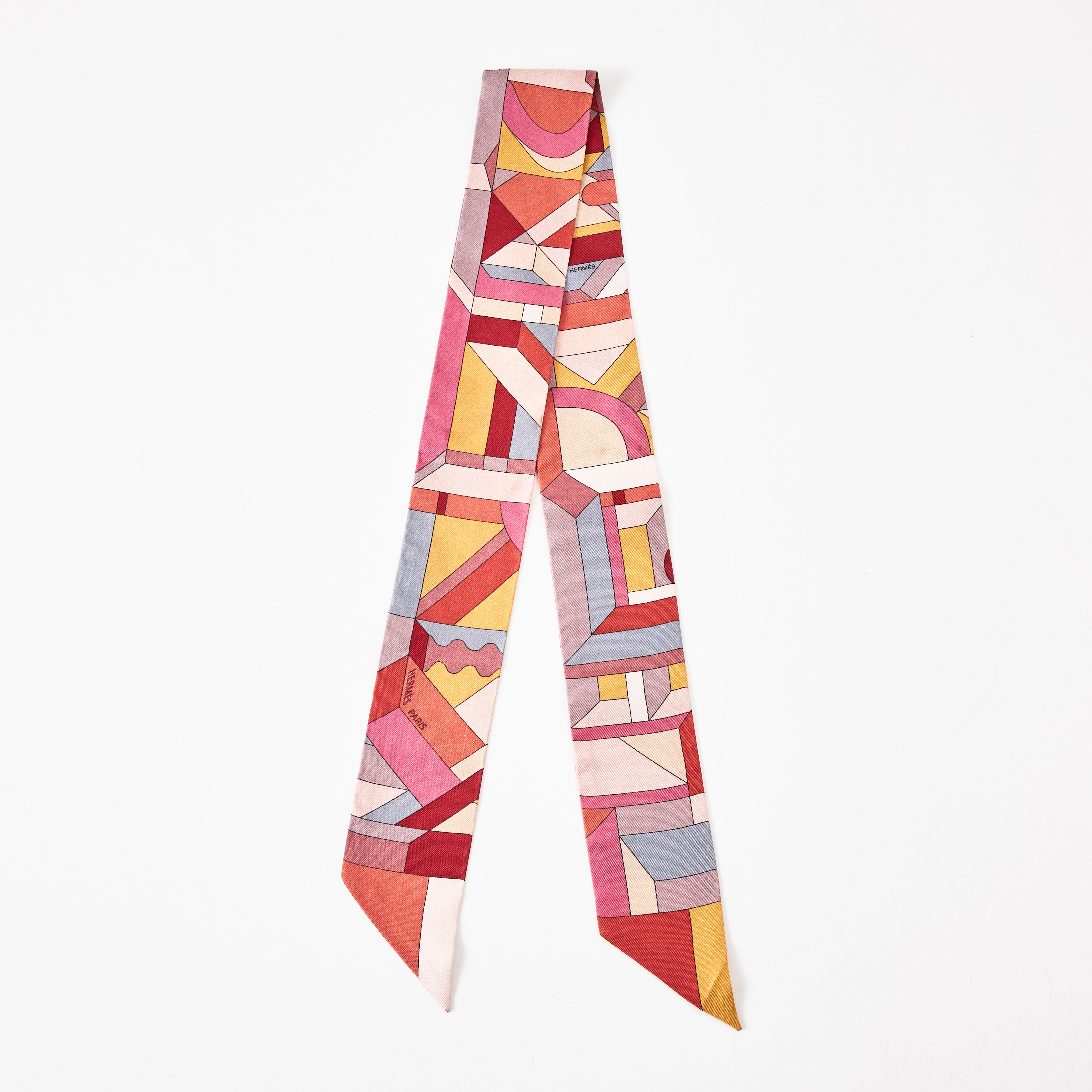 HERMÈS, "Perspective Cavaliere,", Twilly, silke, polykroma färger, design Ateljé Anamorphée.