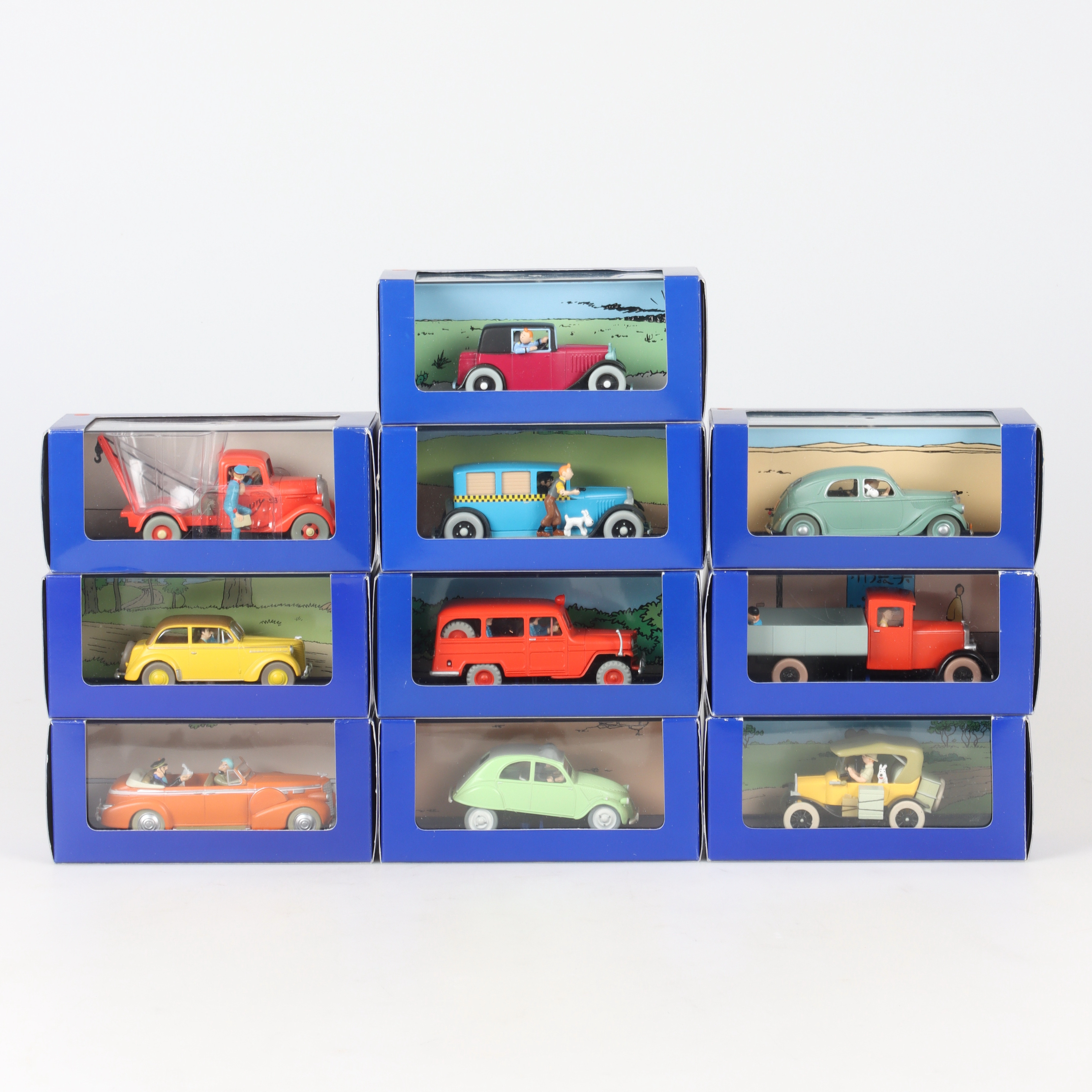 TINTIN, 10 st modellbilar, bl.a. Chevrolet Pickup, 1936.