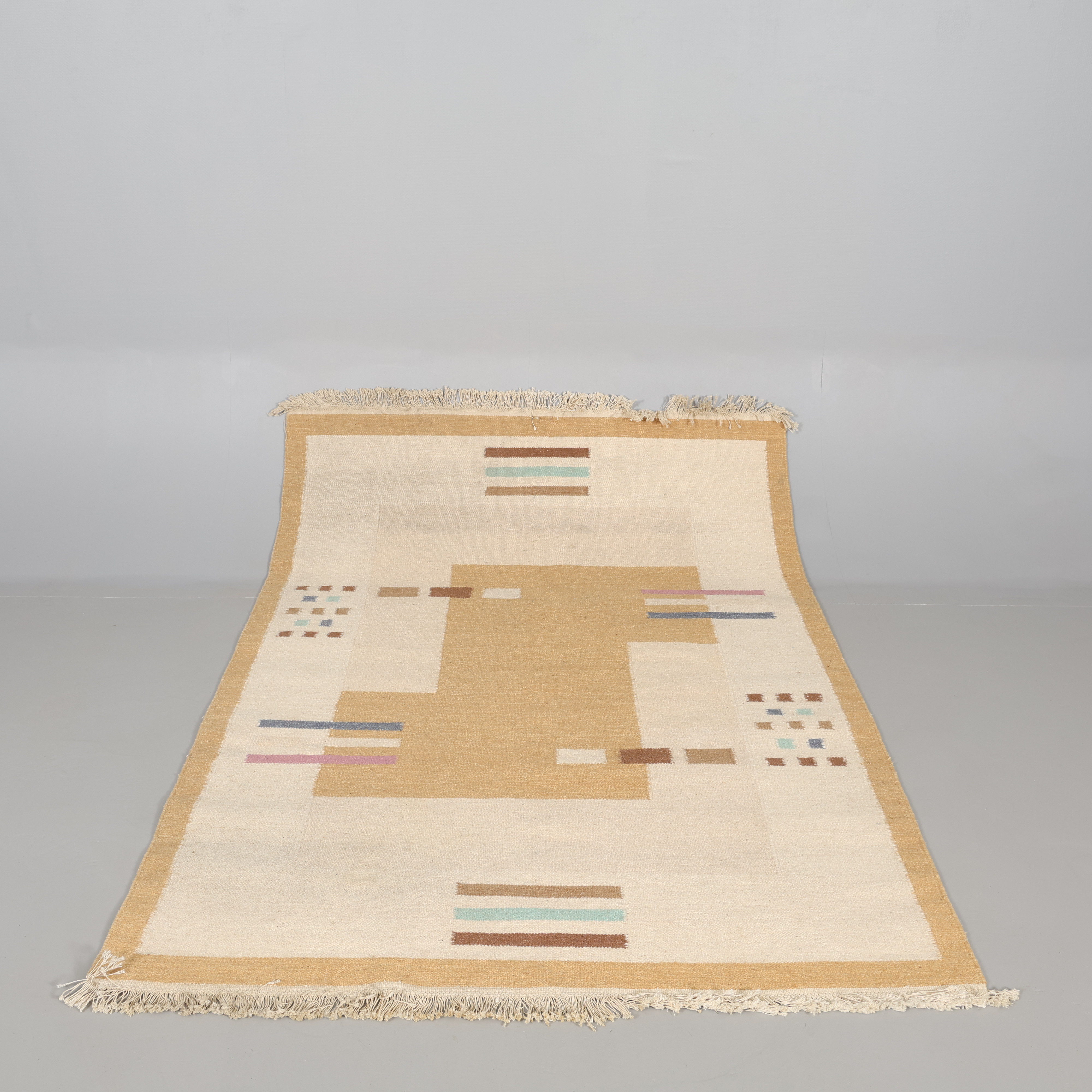 MATTA röllakan, 240x170 cm.