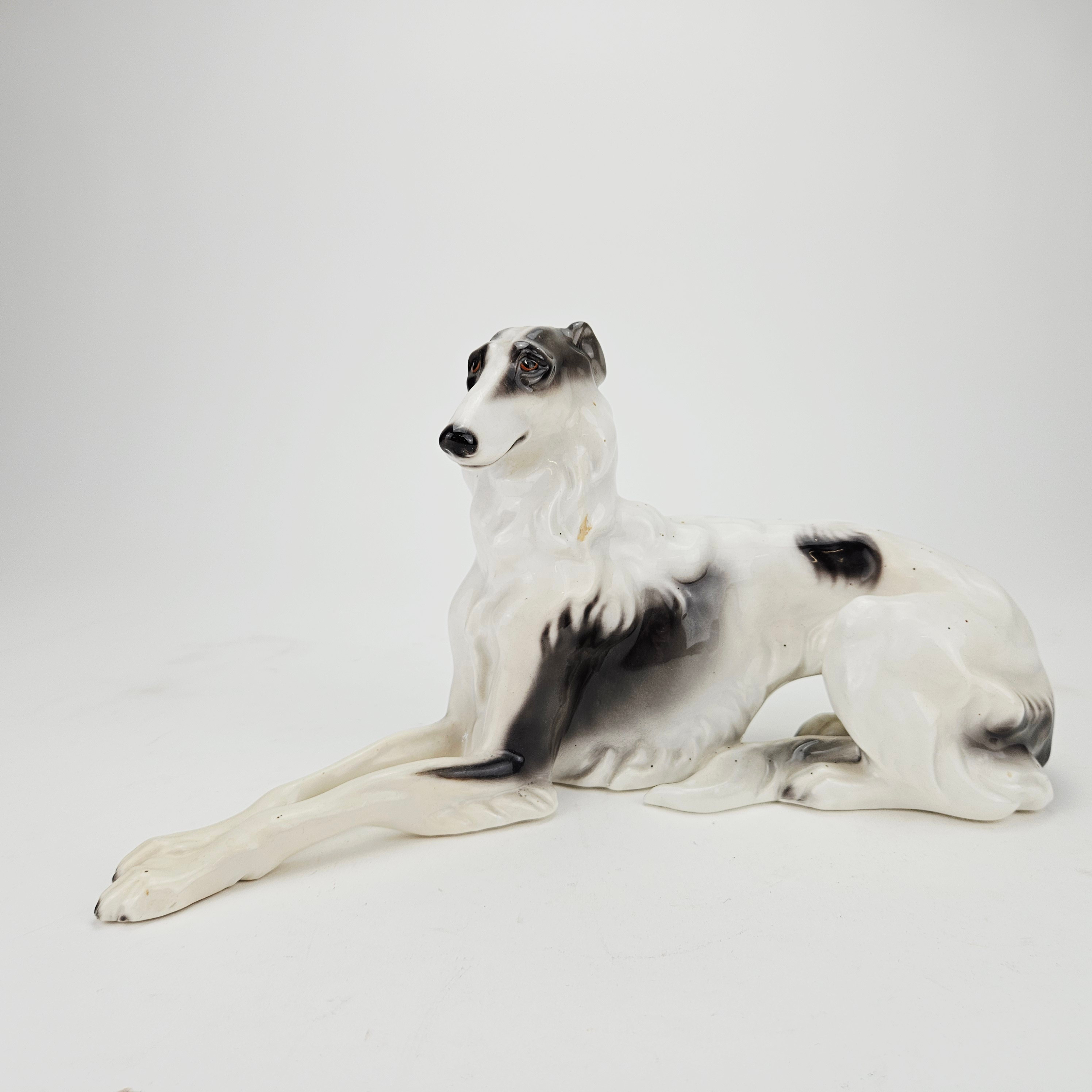 FIGURIN, porslin, Borzoi, Robert Ullmann, Goldscheider, Tyskland.