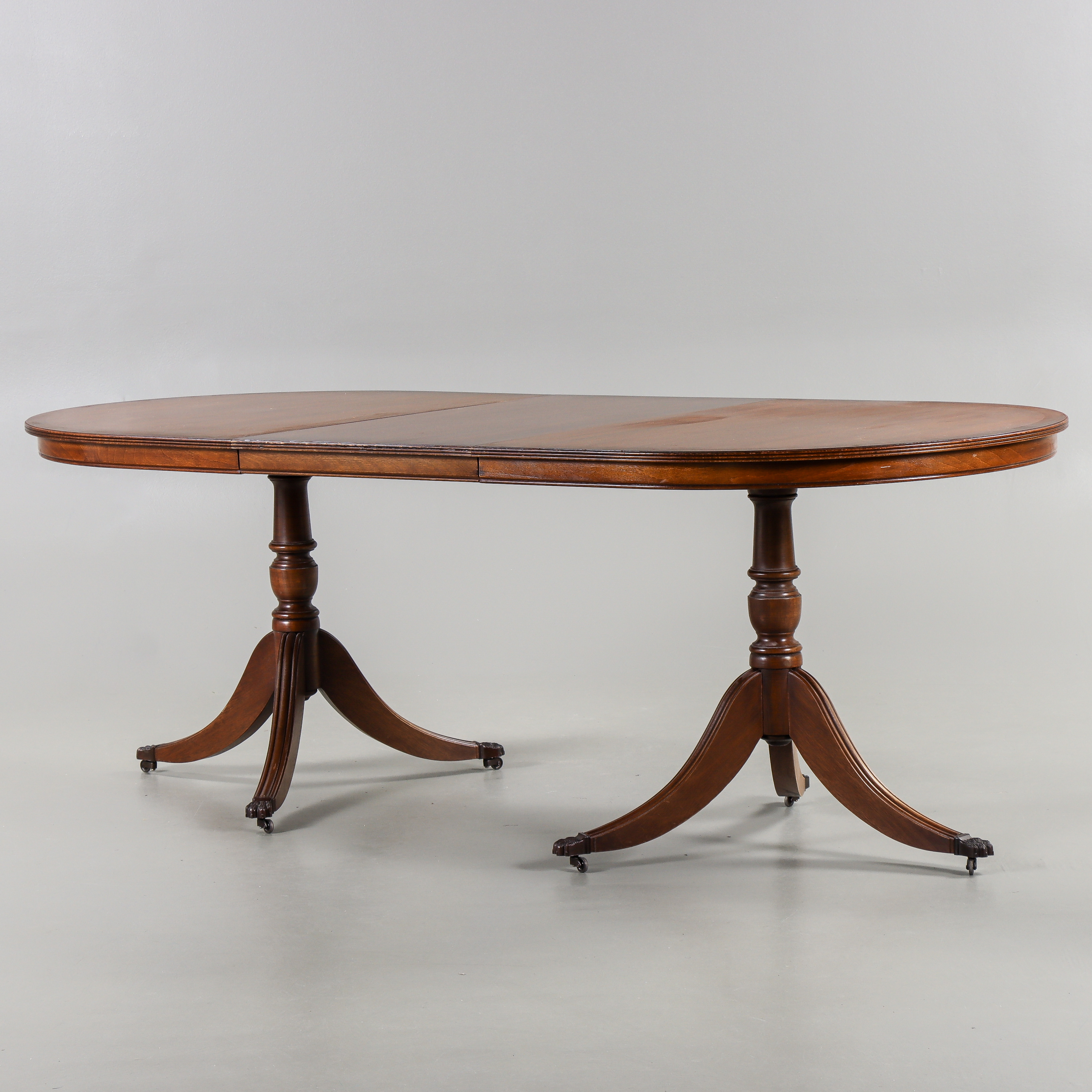 MATBORD Engelsk stil, Mahogny, 1900-talets andra hälft.