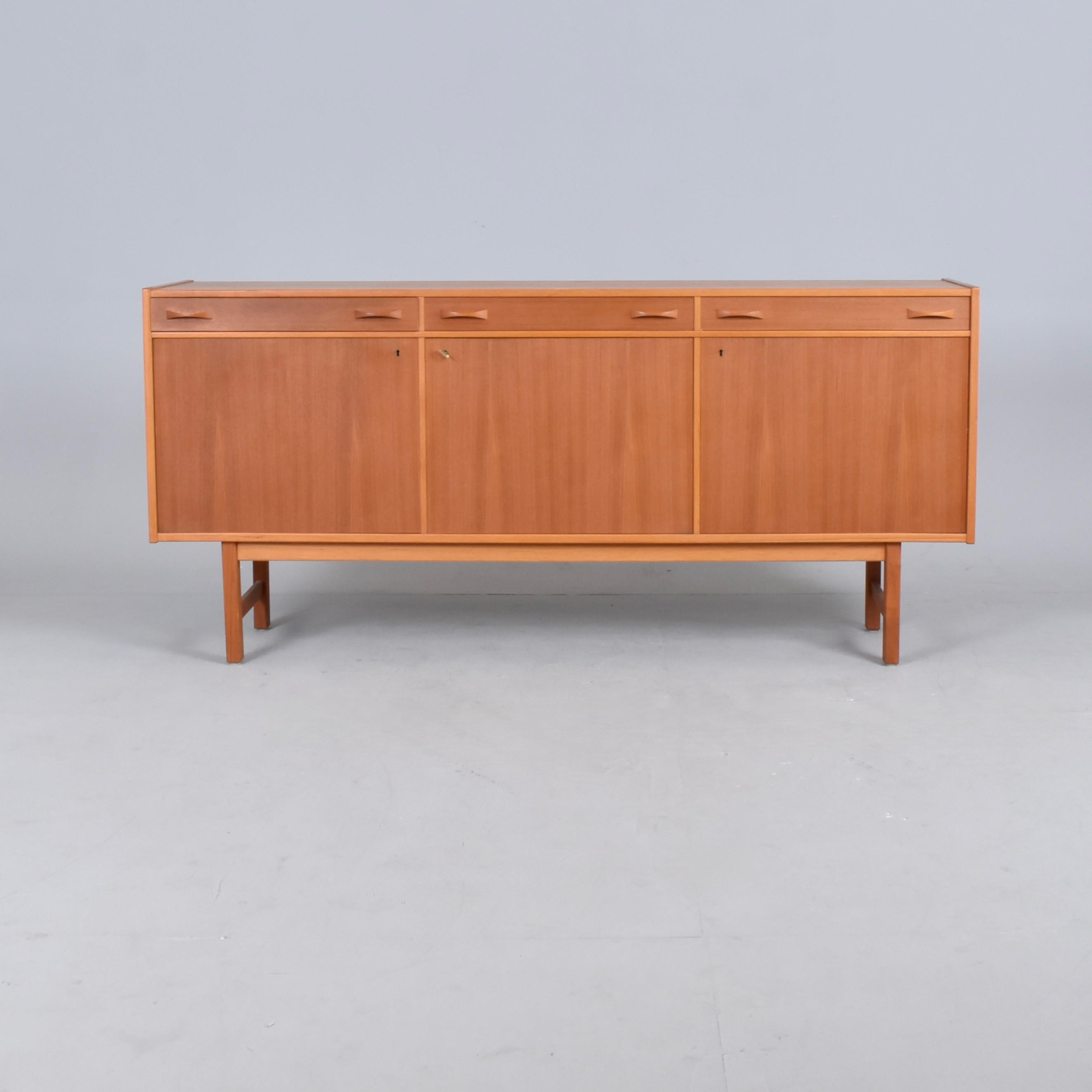 TAGE OLOFSSON. sideboard, teak, Ulferts.
