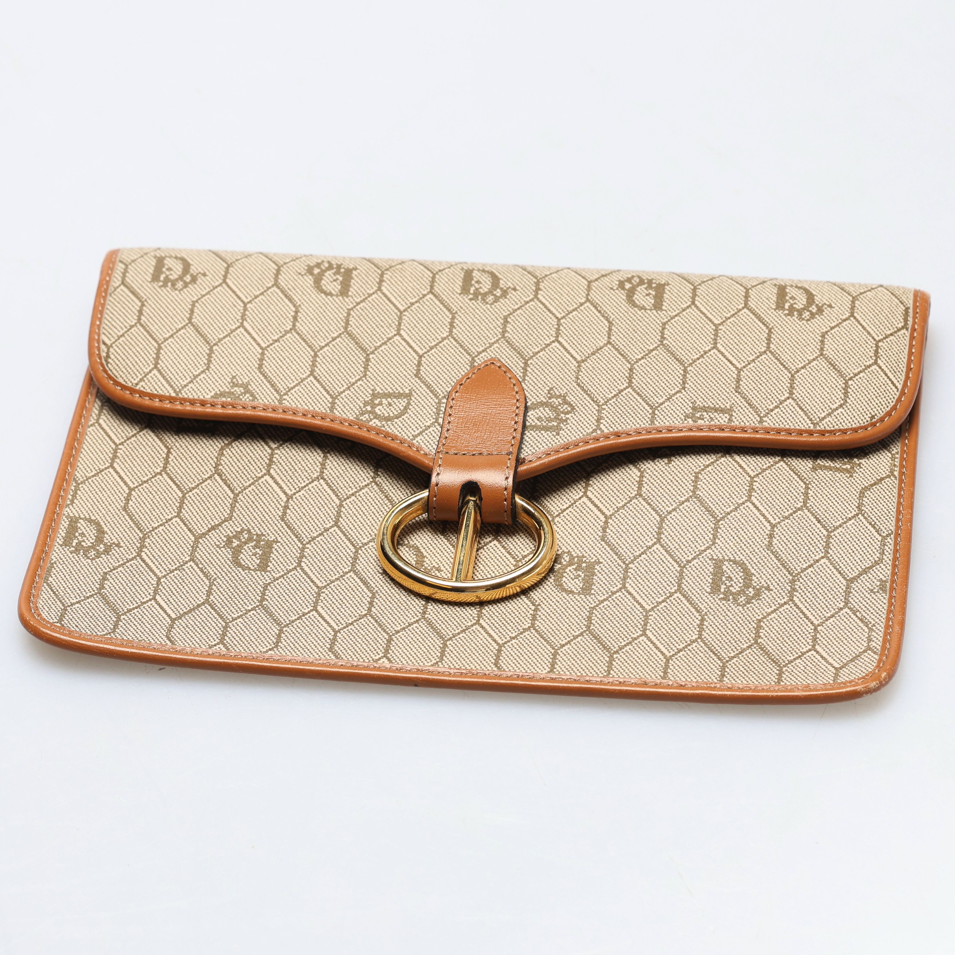 DIOR, VÄSKA. Kuvertväska, "Honey Comb", canvas.