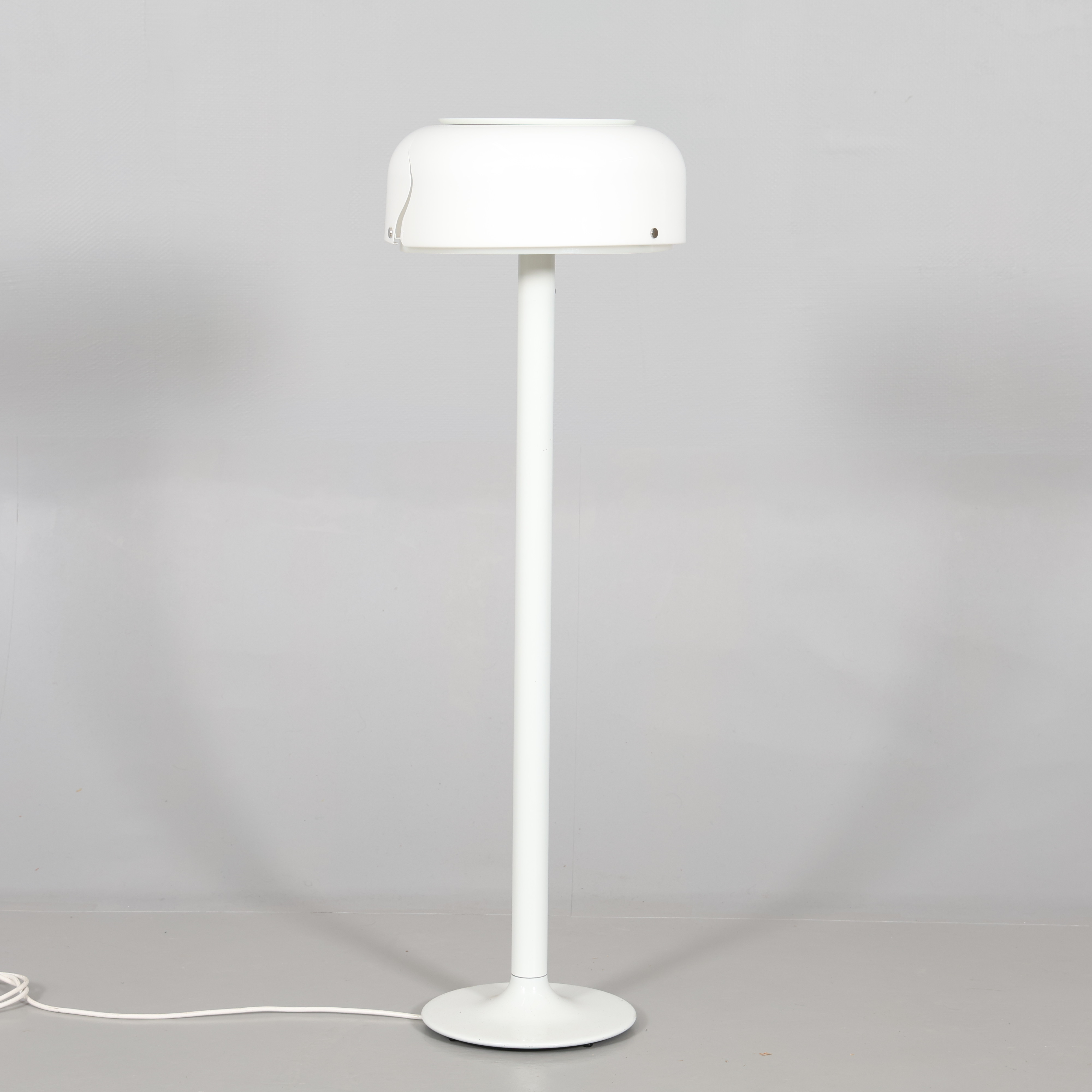 ANDERS PEHRSON. Golvlampa, "Knubbling" Metall / Plast, Ateljé Lyktan, Åhus.