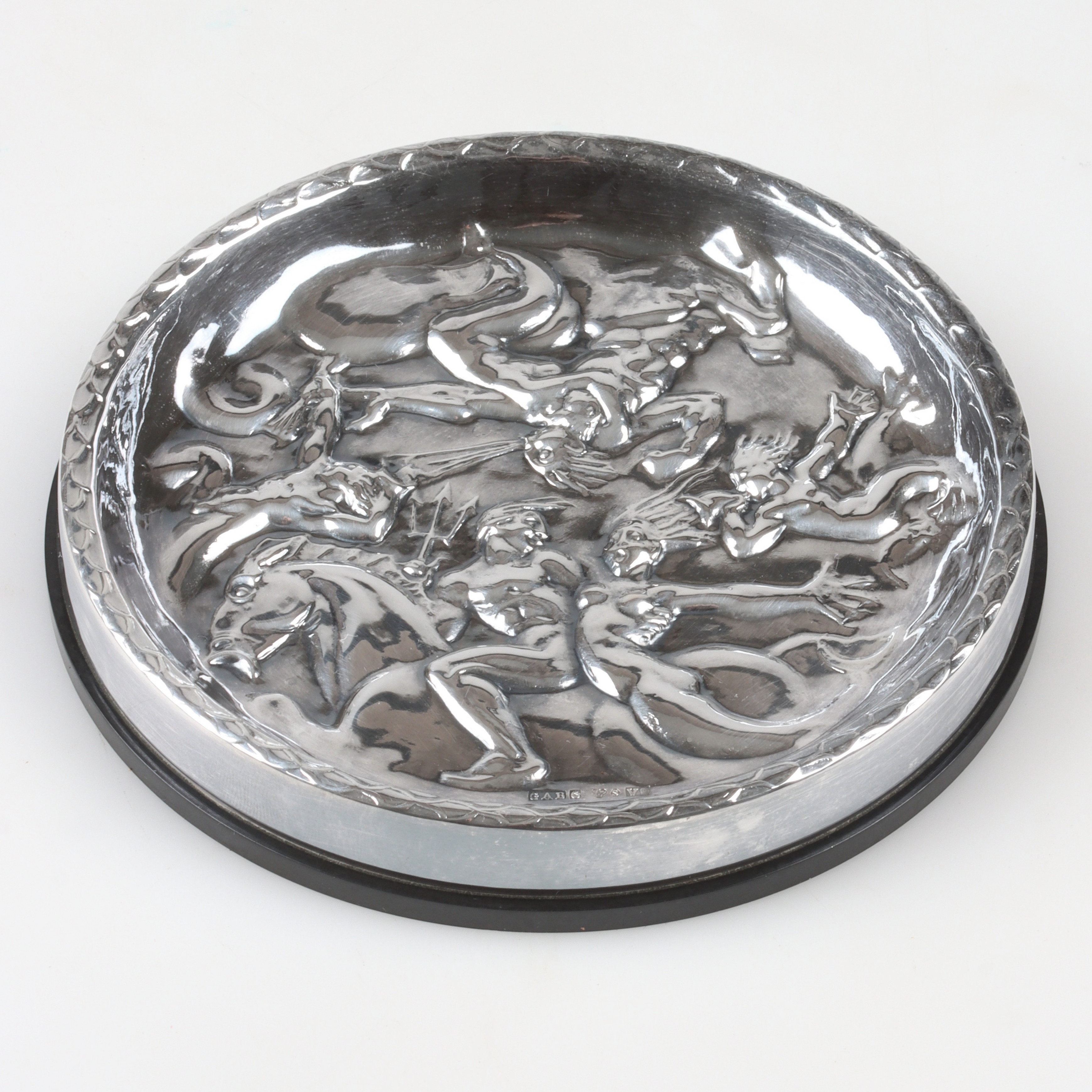KARL HULTSTRÖM. Fat, silver samt bakelit Poseidon till häst, GAB, 1971.