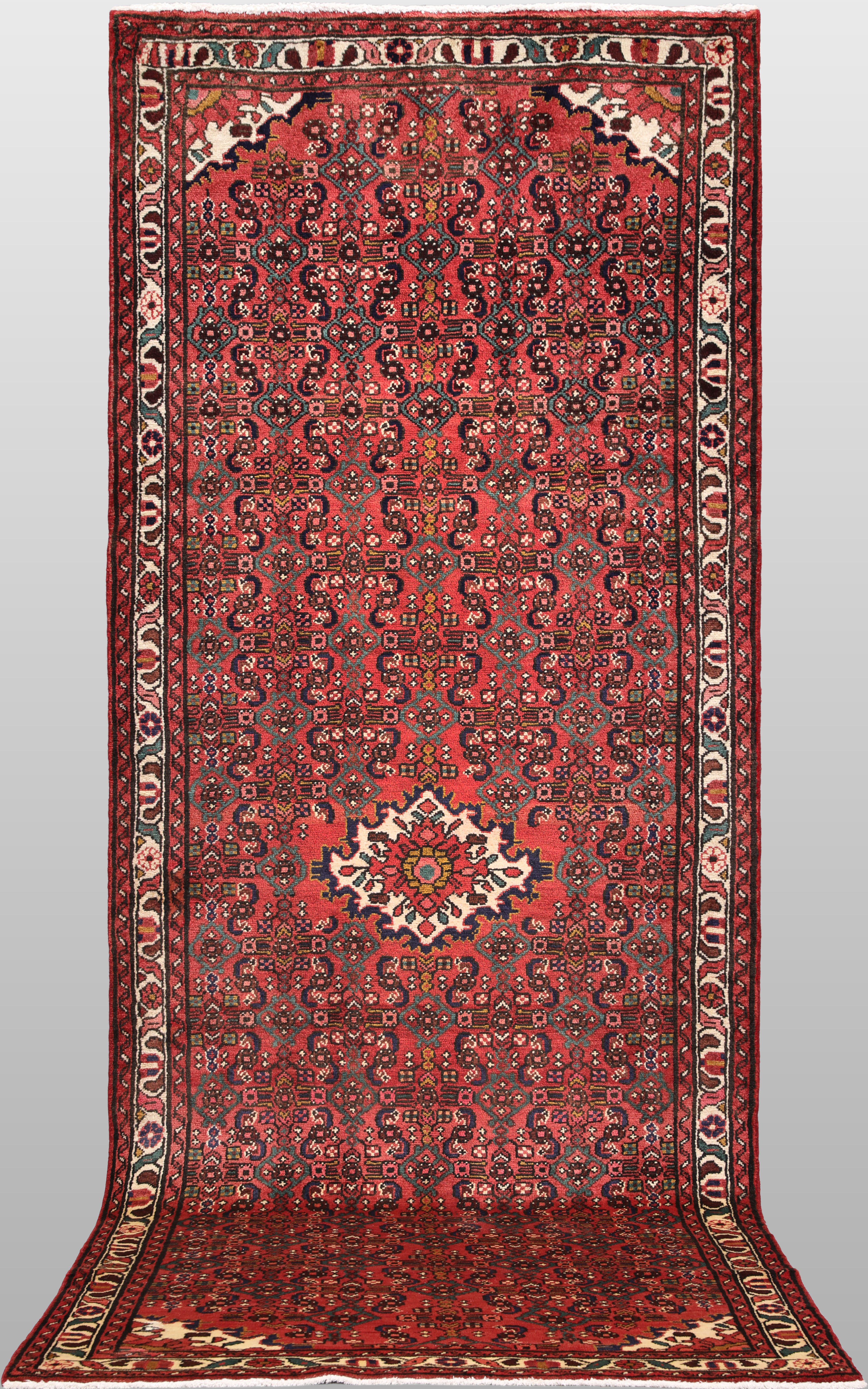 MATTA. Hosseinabad gallerimodell, 290 x 112 cm.